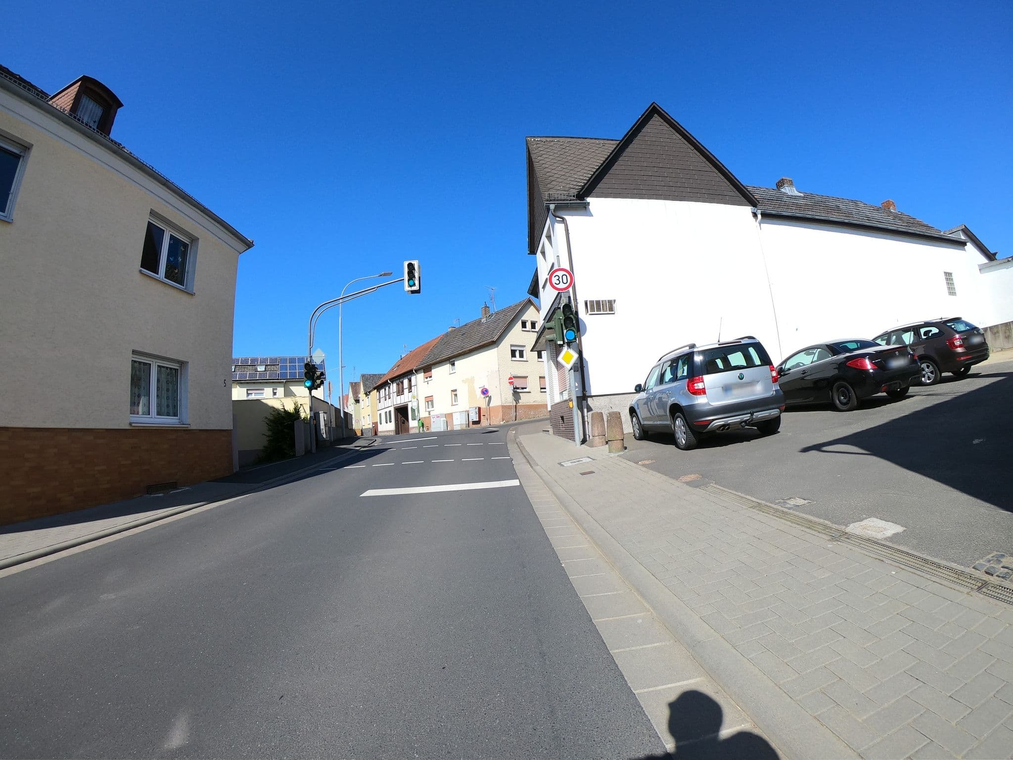 Street view near Hotel & Restaurant Goldener Stern, Langgöns — © grinninghamster (CC BY-SA · Mapillary)