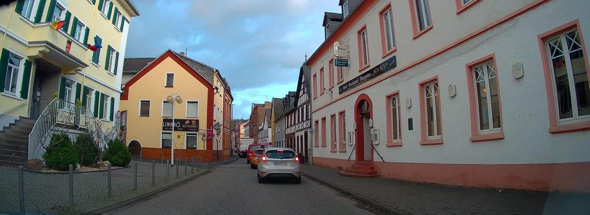 Street view near Hotel Weisses Ross, Lahnstein — © stili (CC BY-SA · Mapillary)