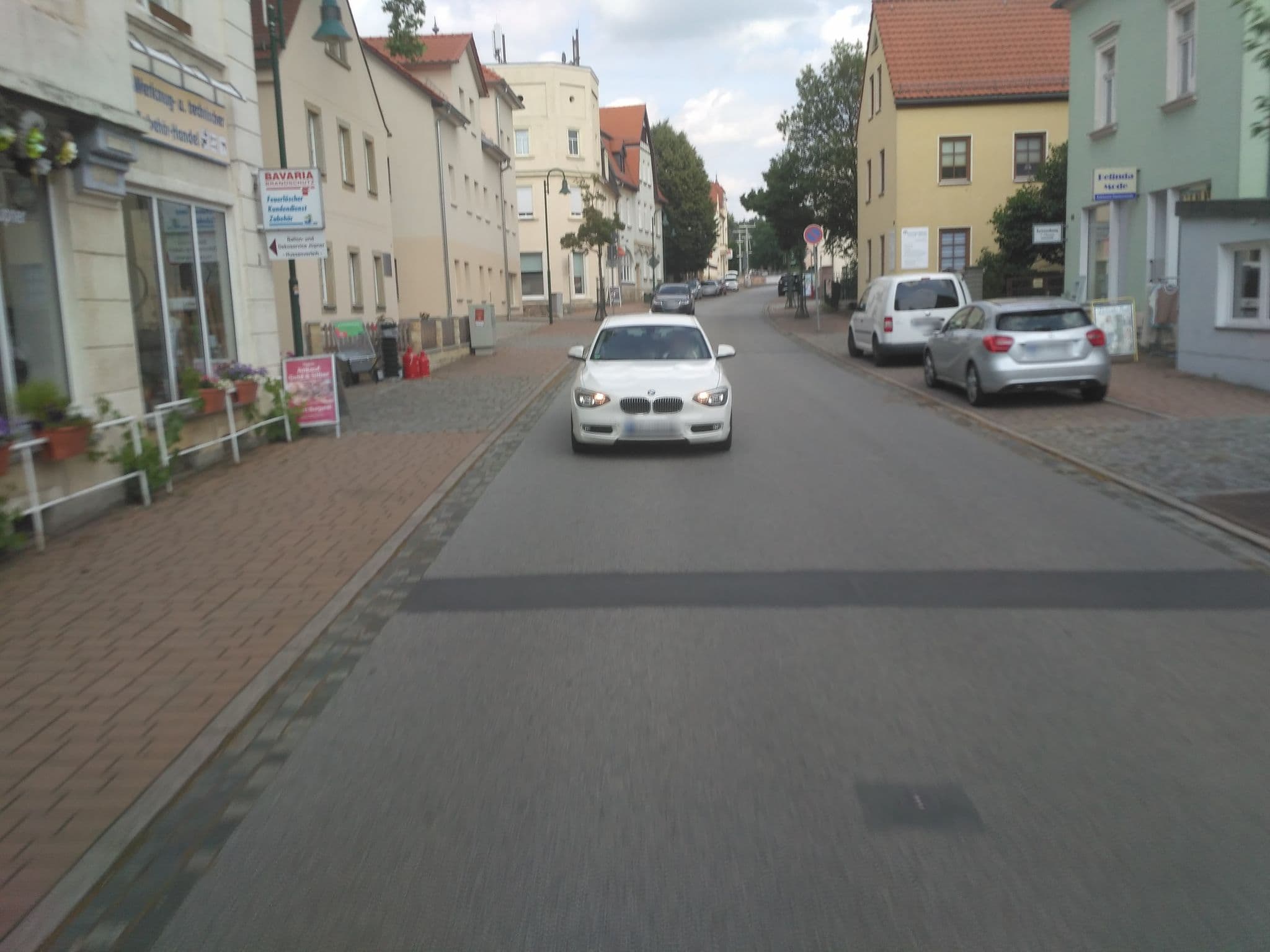 Street view near Heyne, Weinböhla — © yiro (CC BY-SA · Mapillary)