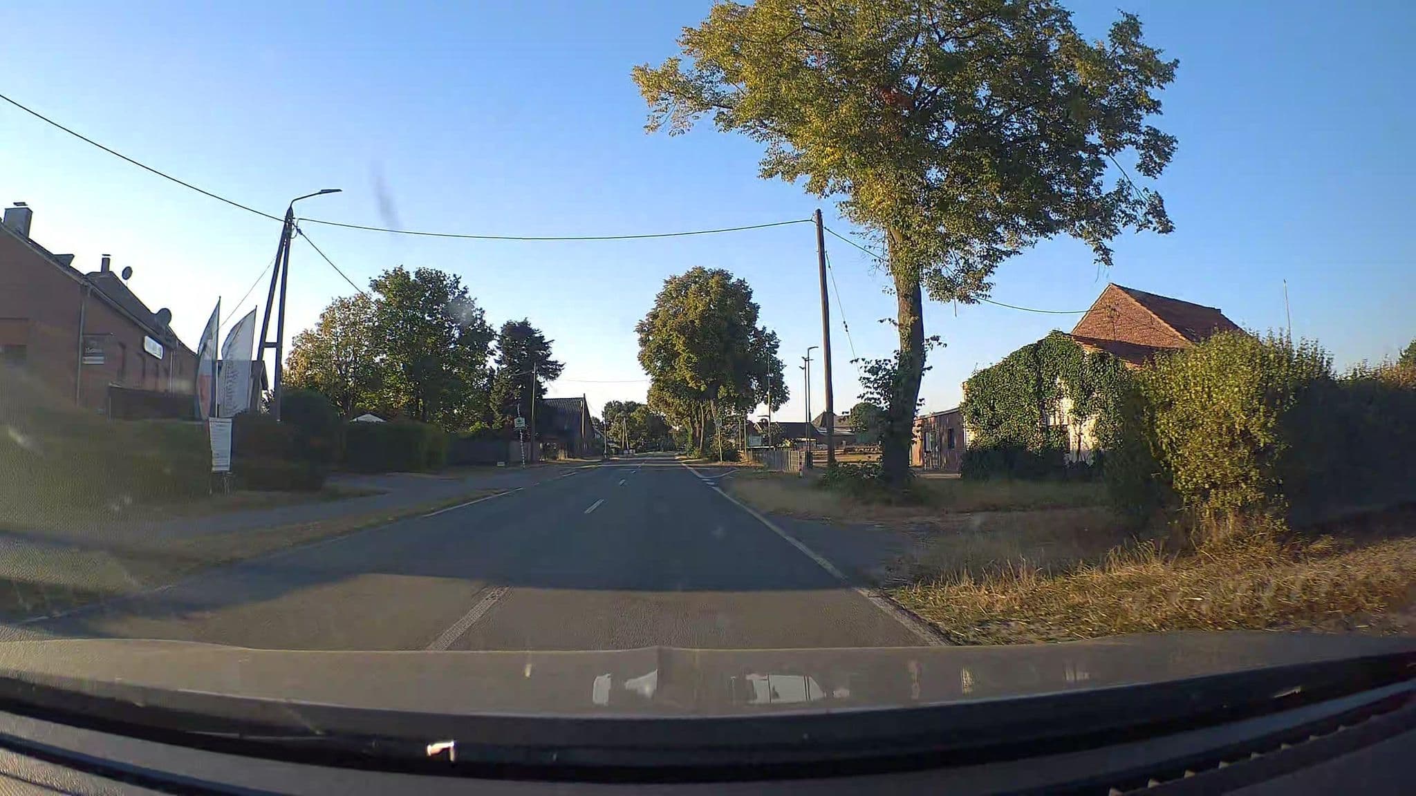 Street view near Landgasthaus Schänzer, Voerde — © poxonline (CC BY-SA · Mapillary)