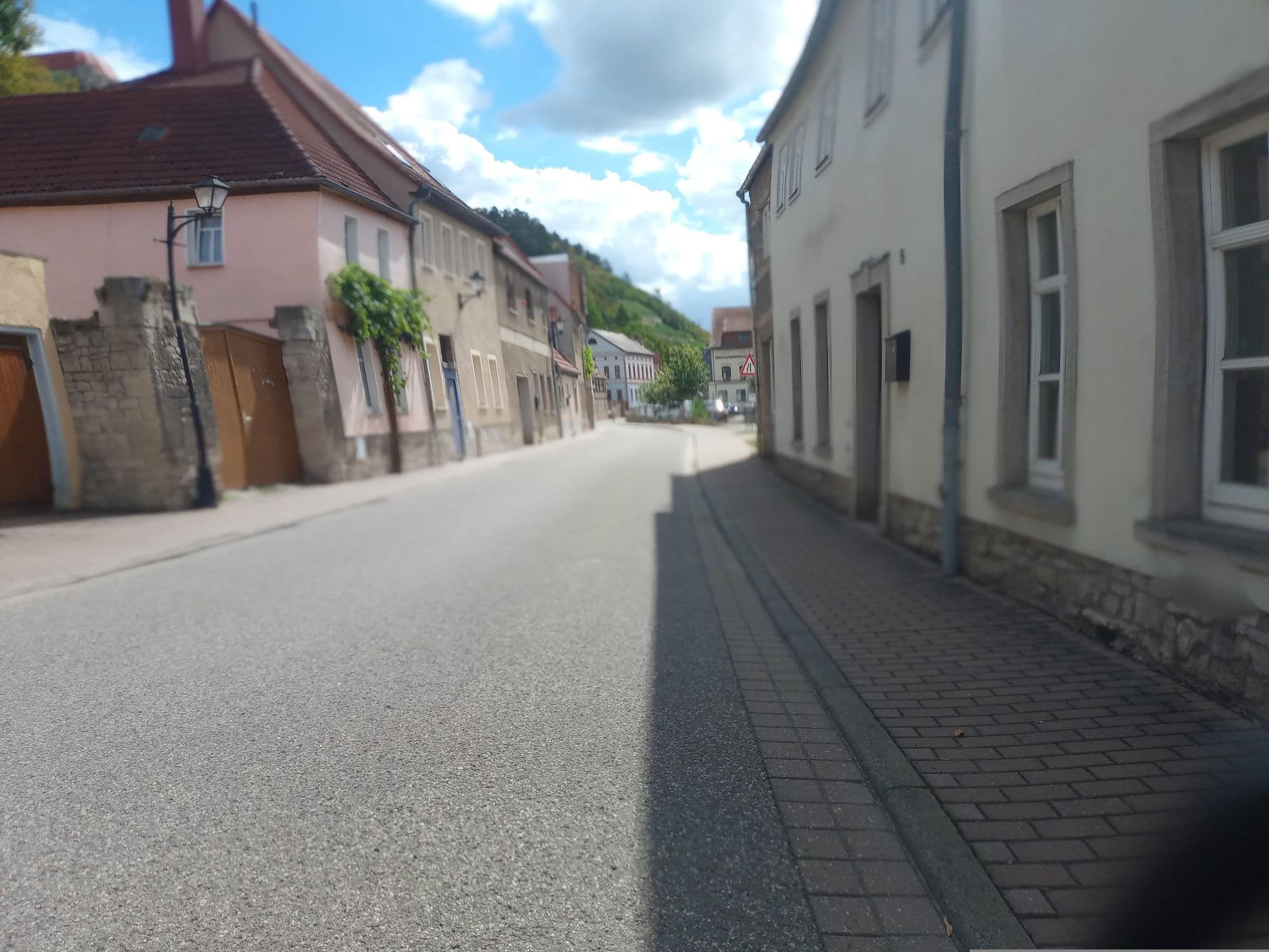 Street view near Zur Weintraube, Freyburg — © natura (CC BY-SA · Mapillary)