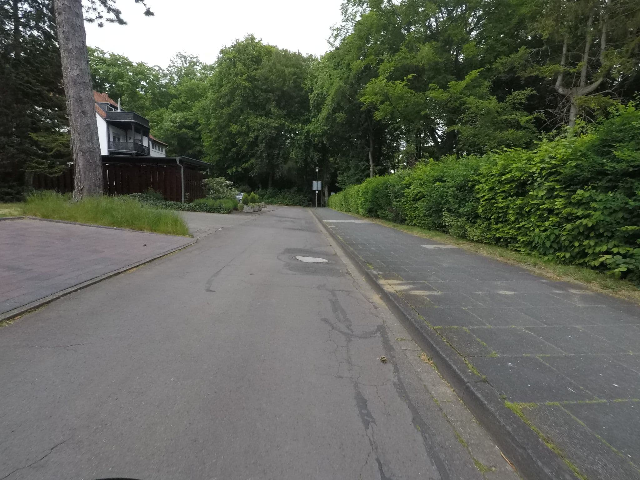 Street view near Haus Friederike, Bad Salzuflen — © mapiman (CC BY-SA · Mapillary)