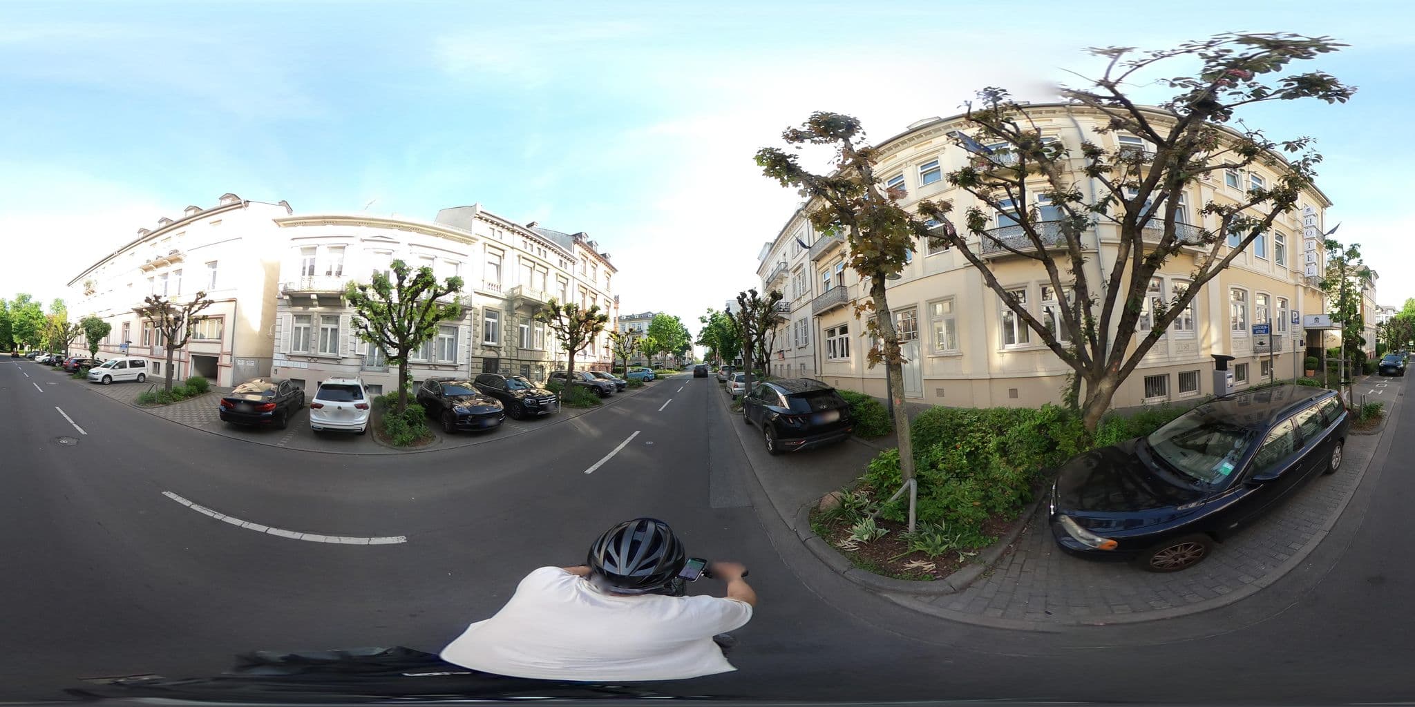 Street view near Comfort Hotel Am Kurpark, Bad Homburg vor der Höhe — © Planungsgesellschaft_RV-K (CC BY-SA · Mapillary)