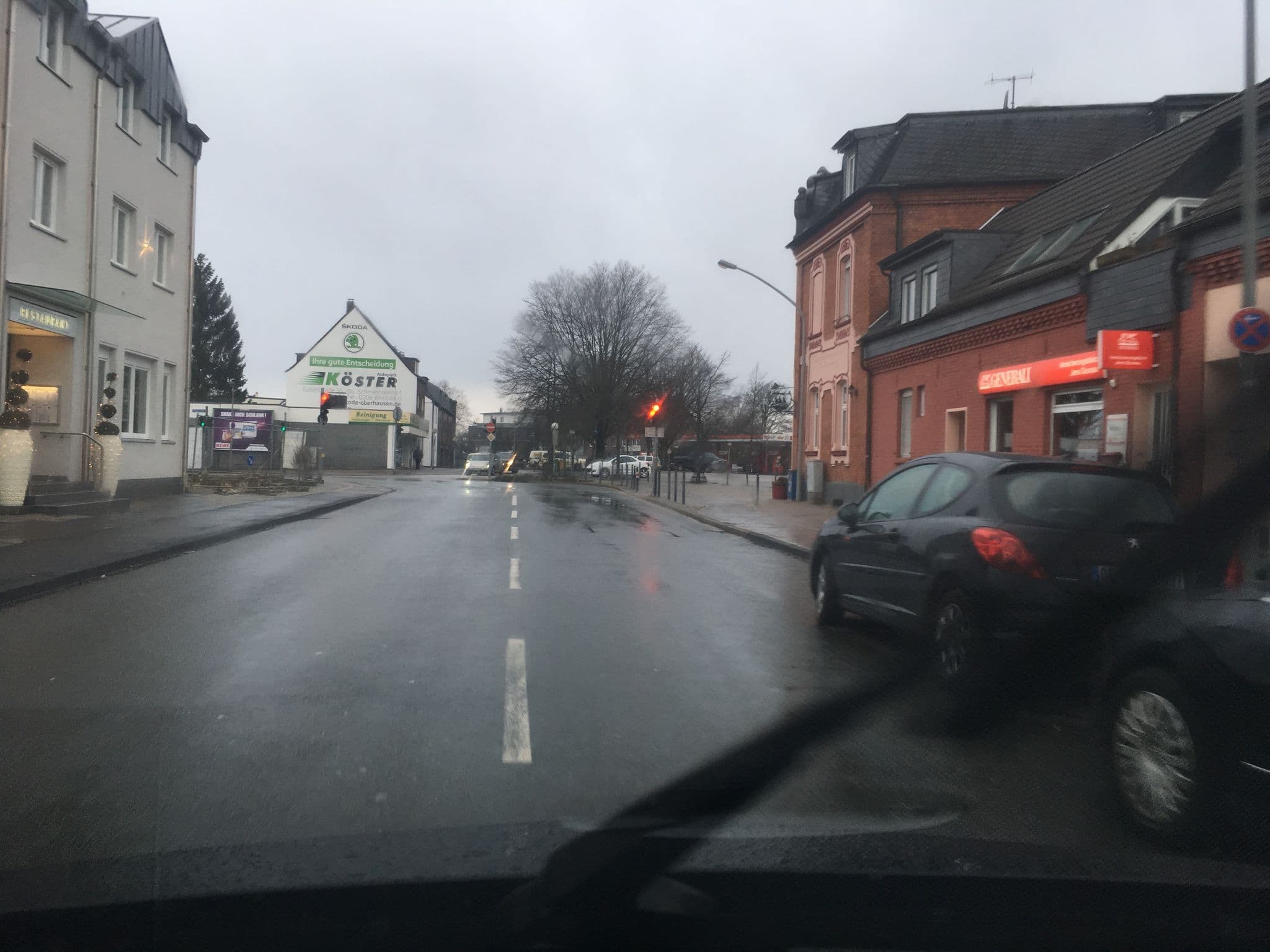 Street view near Hotel Schmachtendorf, Dinslaken — © wladimir (CC BY-SA · Mapillary)