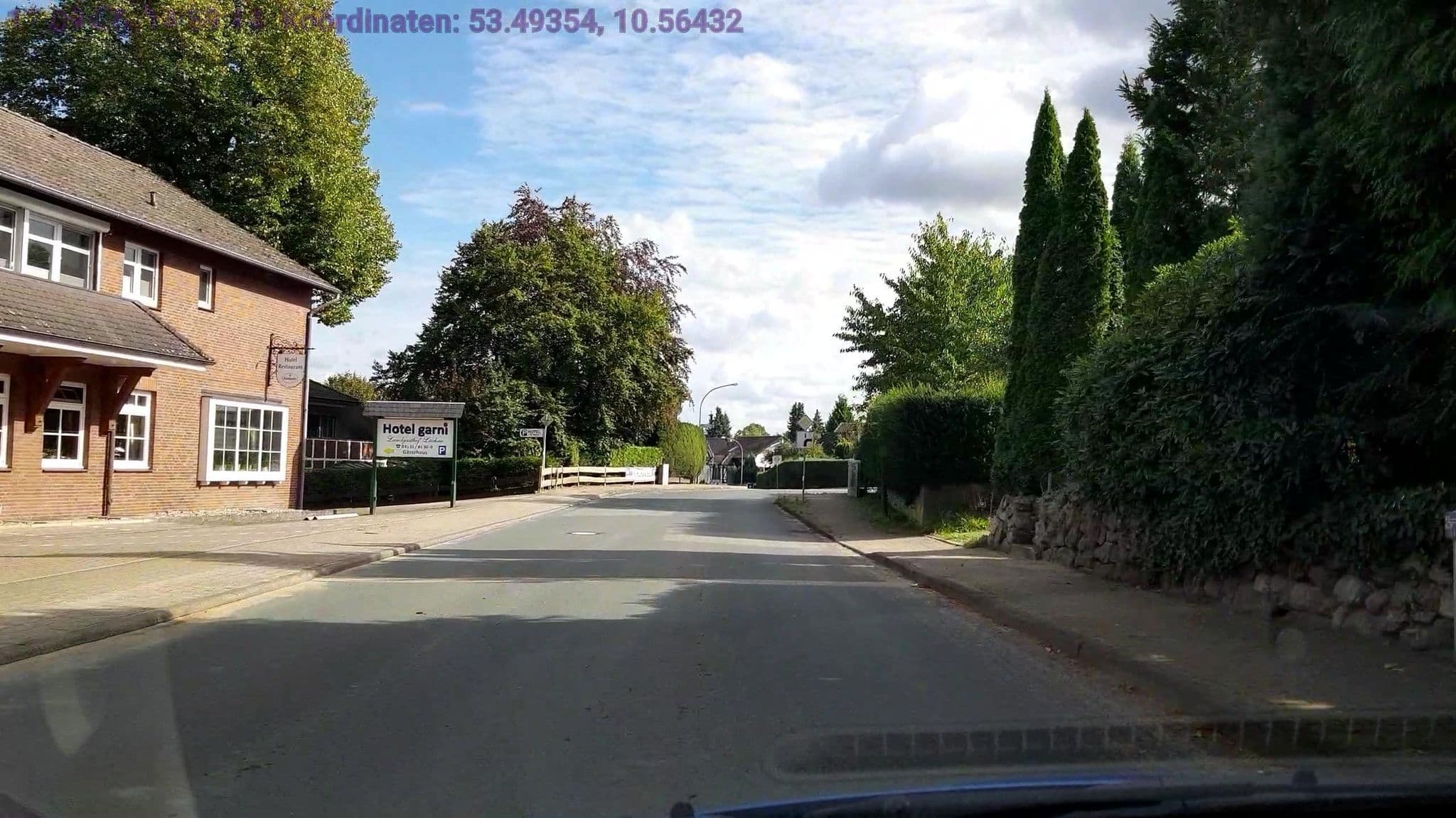 Street view near Landgasthof Lüchau, Büchen — © hotteliene (CC BY-SA · Mapillary)