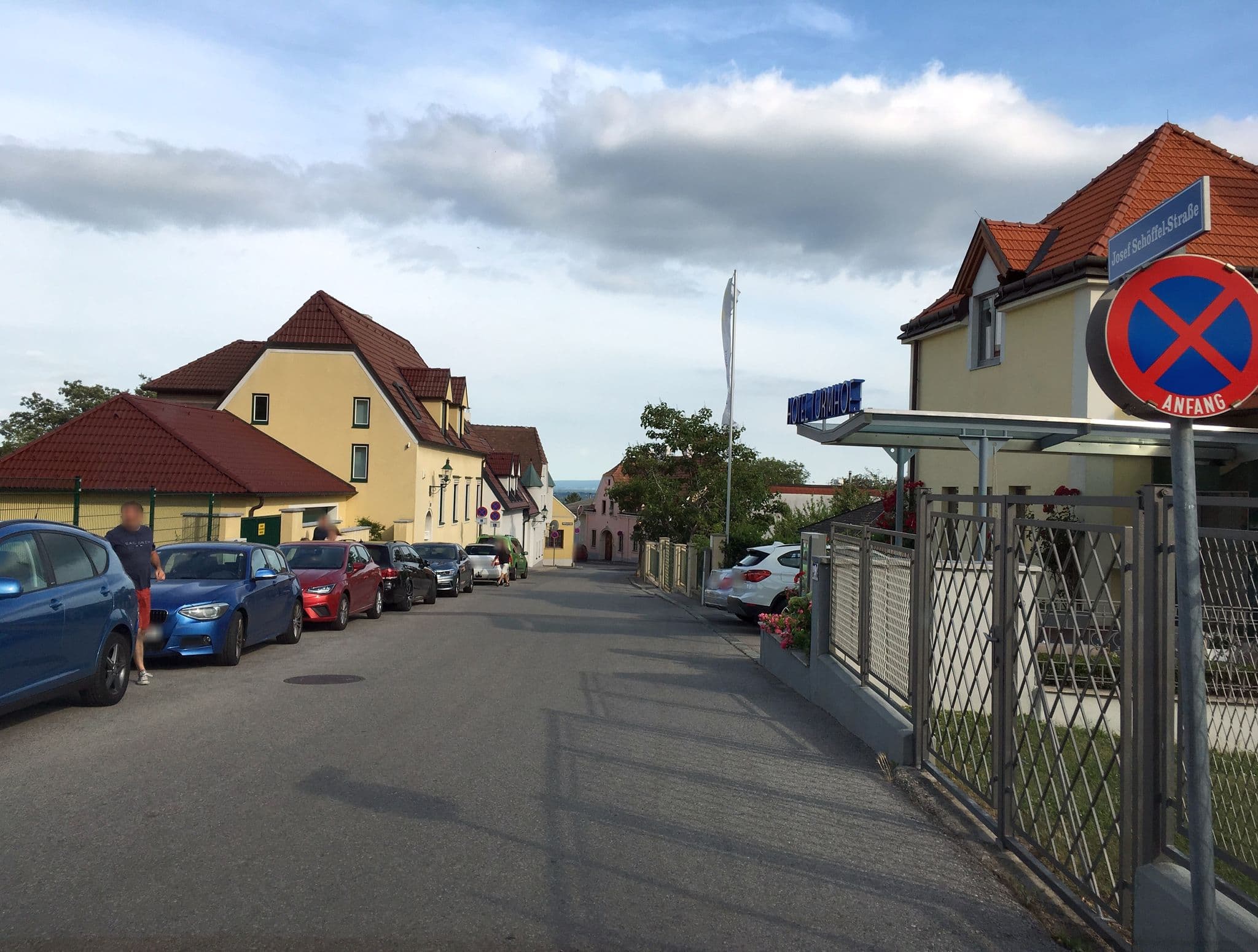 Street view near Hotel Turmhof, Gumpoldskirchen — © istefanos (CC BY-SA · Mapillary)
