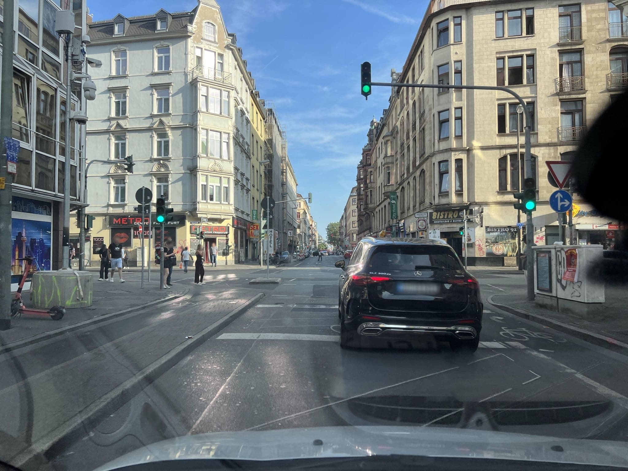 Street view near Grand Hotel Downtown, Frankfurt am Main