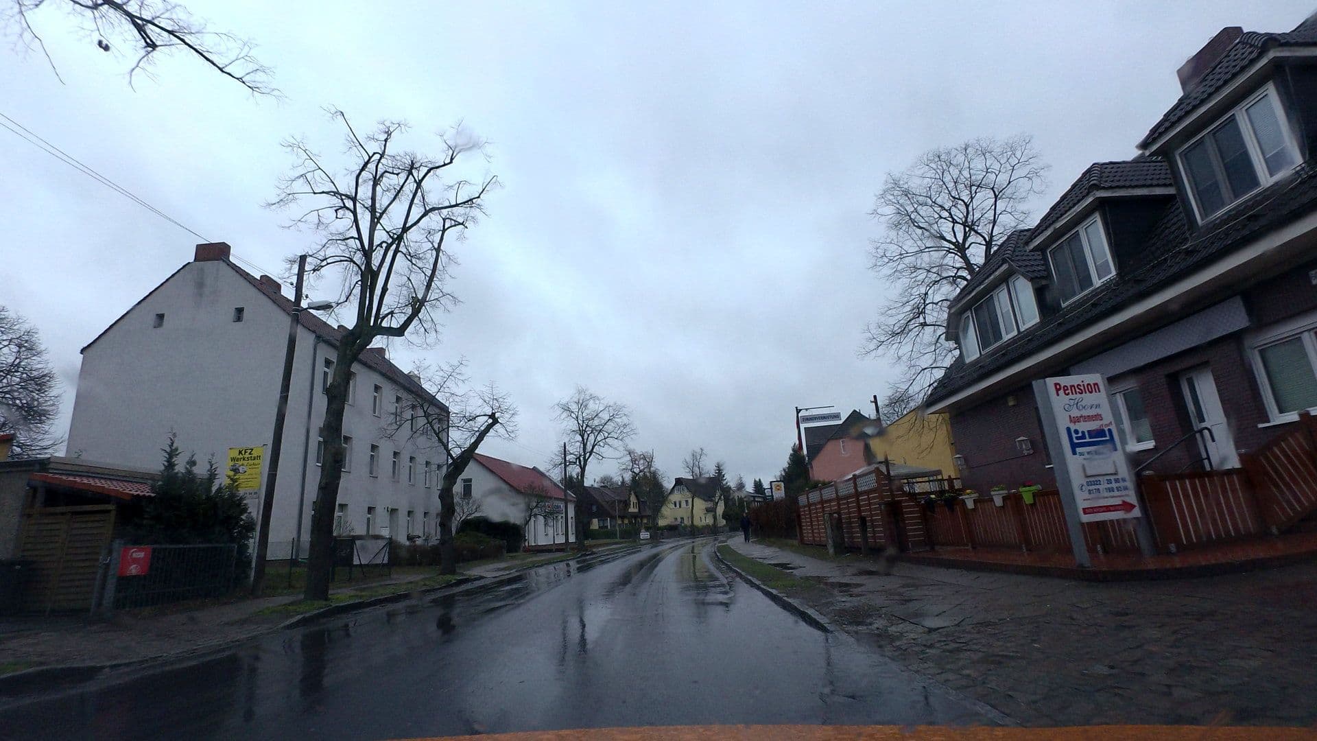 Street view near Horn Apartements, Falkensee — © moenk (CC BY-SA · Mapillary)