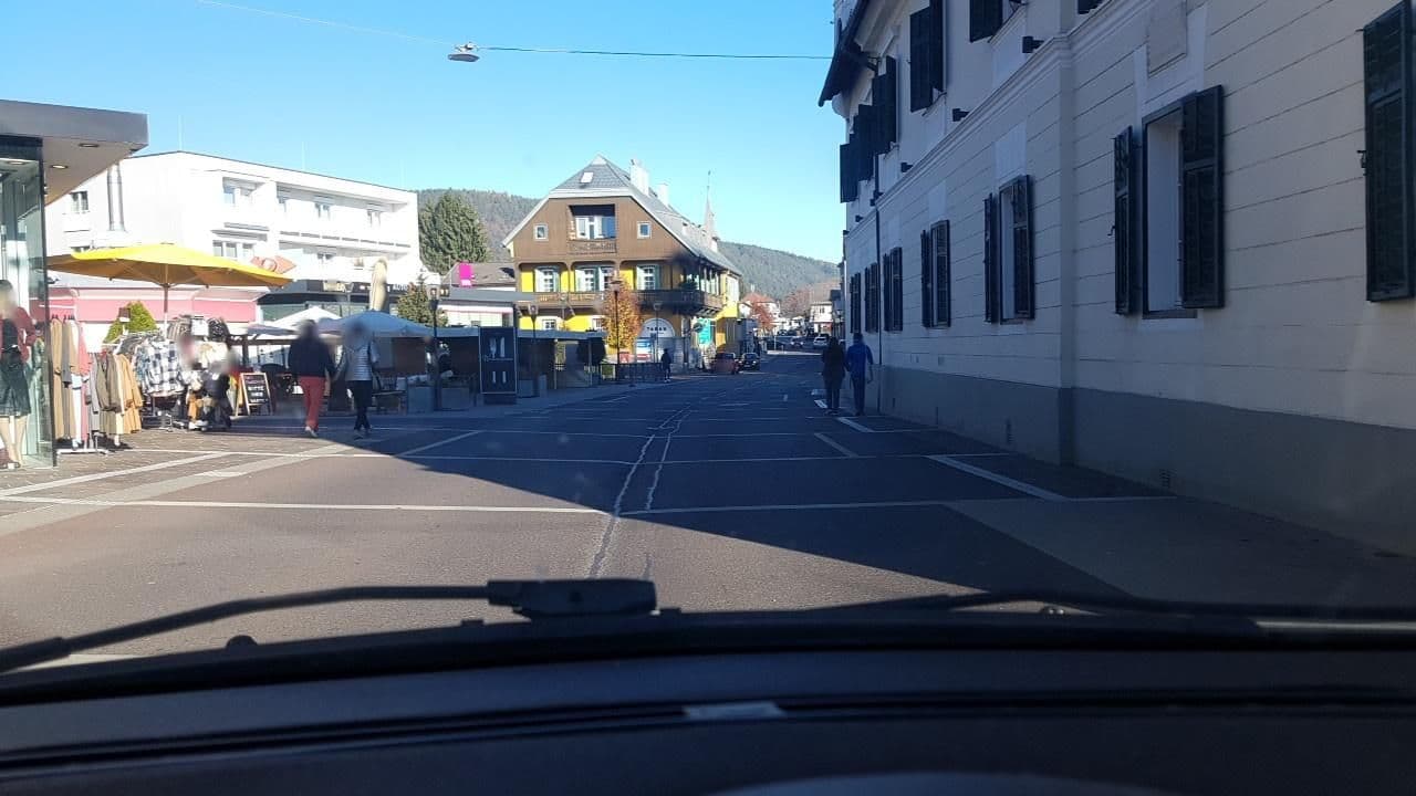 Street view near Villa bulfon, Velden am Wörther See — © mik007 (CC BY-SA · Mapillary)
