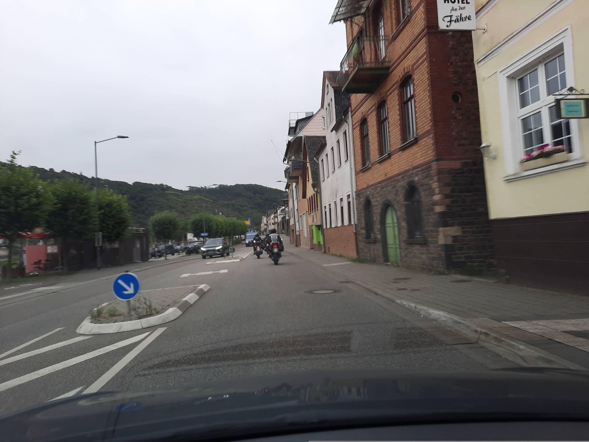 Street view near Hotel Garni An der Fähre, Sankt Goar — © Lowiekse (CC BY-SA · Mapillary)