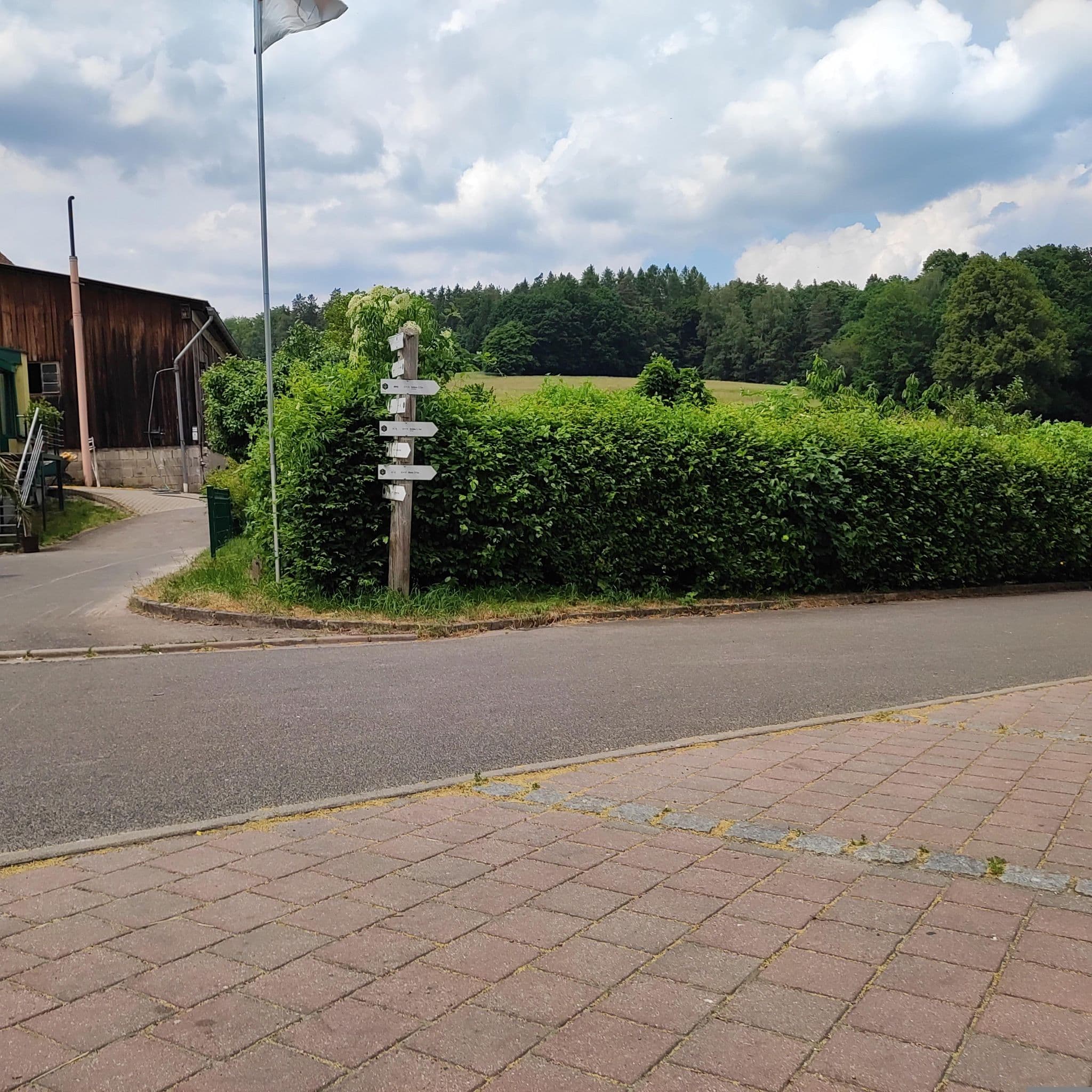 Street view near Freienhäuser zur Schäferei Wohnmobilstellplatz, Mitwitz — © msdess (CC BY-SA · Mapillary)