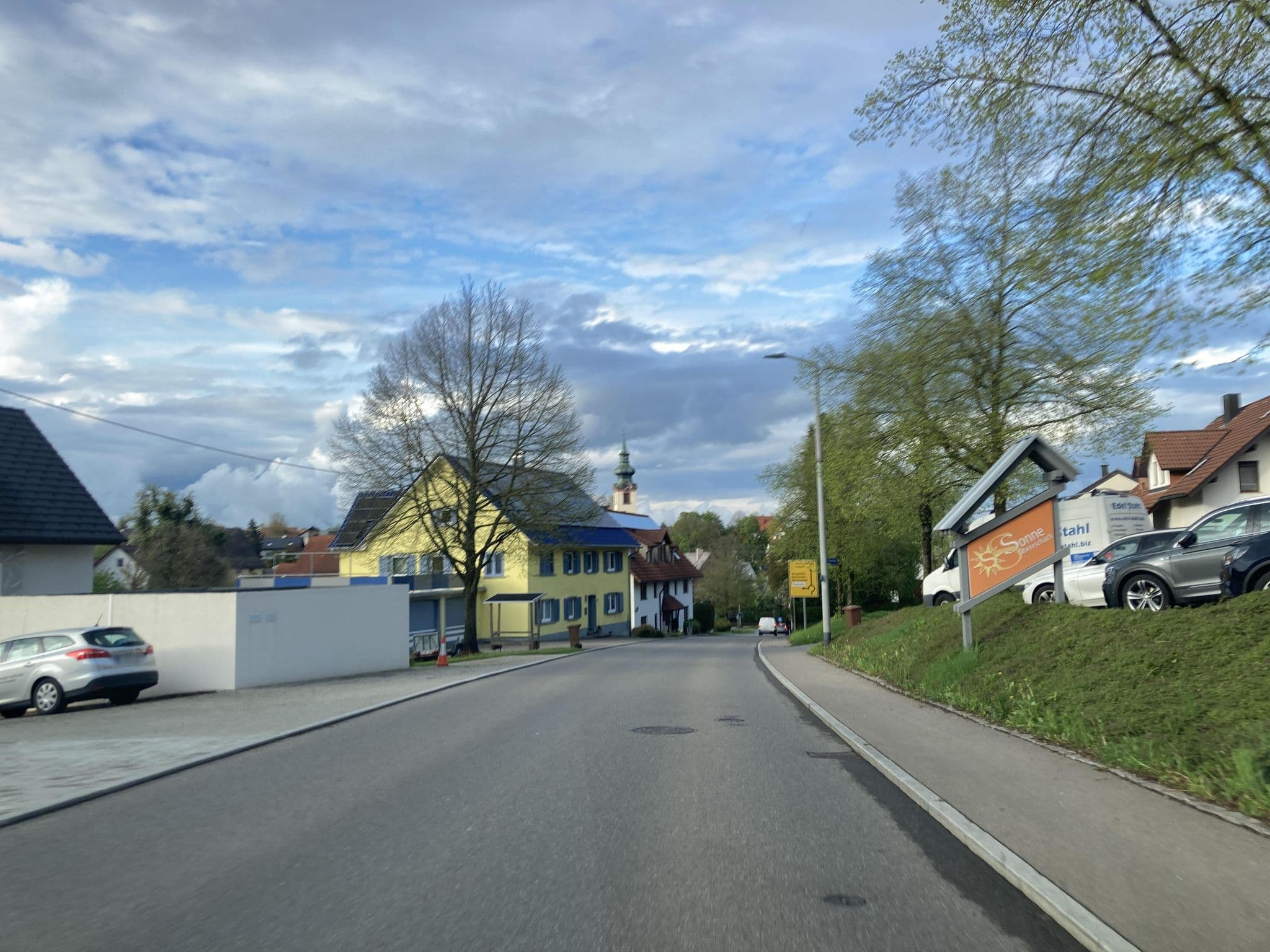 Street view near Gasthaus Sonne (Hotel), Mönchweiler — © tasmaniadevil (CC BY-SA · Mapillary)