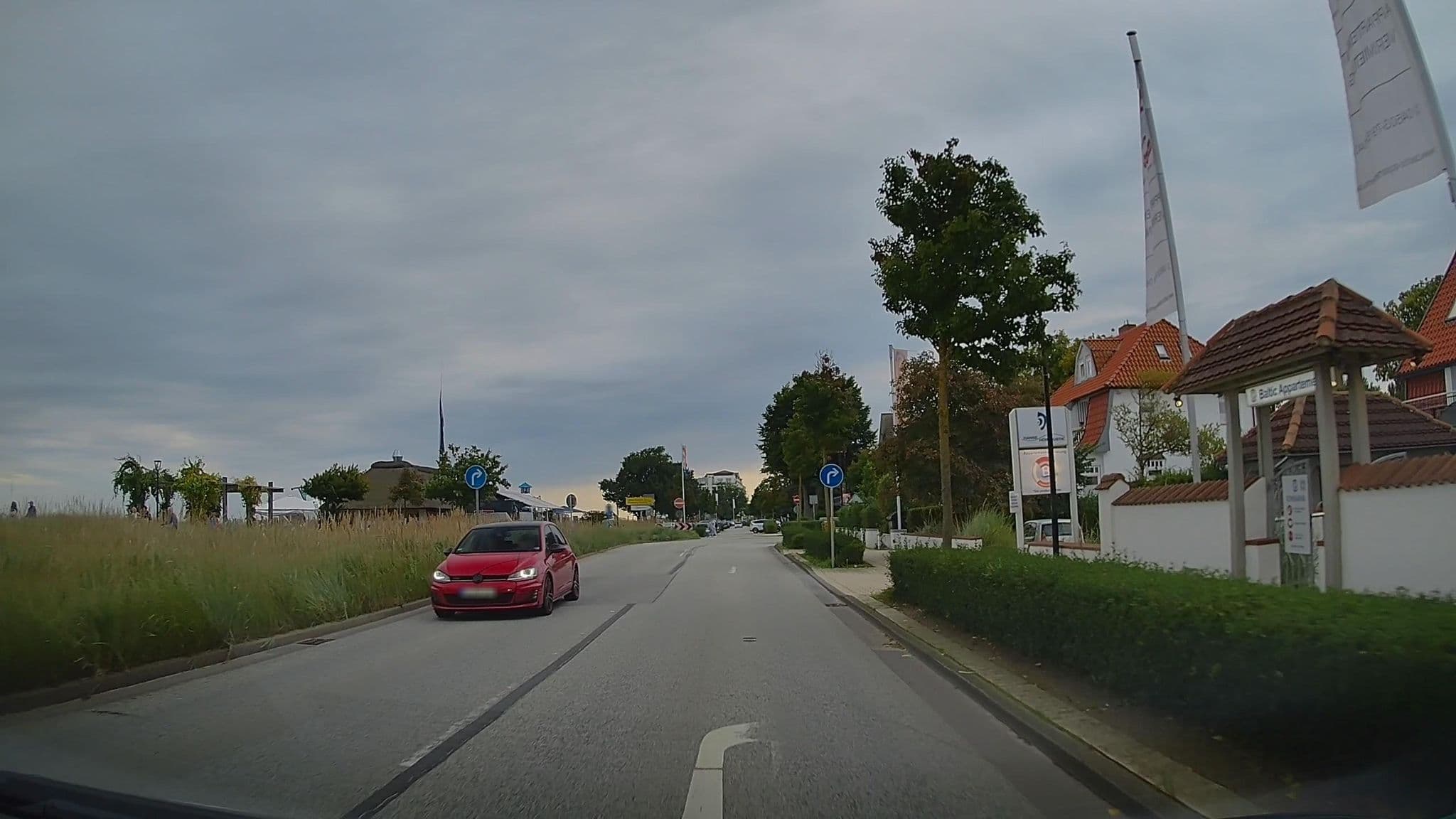 Street view near Baltic Appartements, Scharbeutz — © hendel (CC BY-SA · Mapillary)