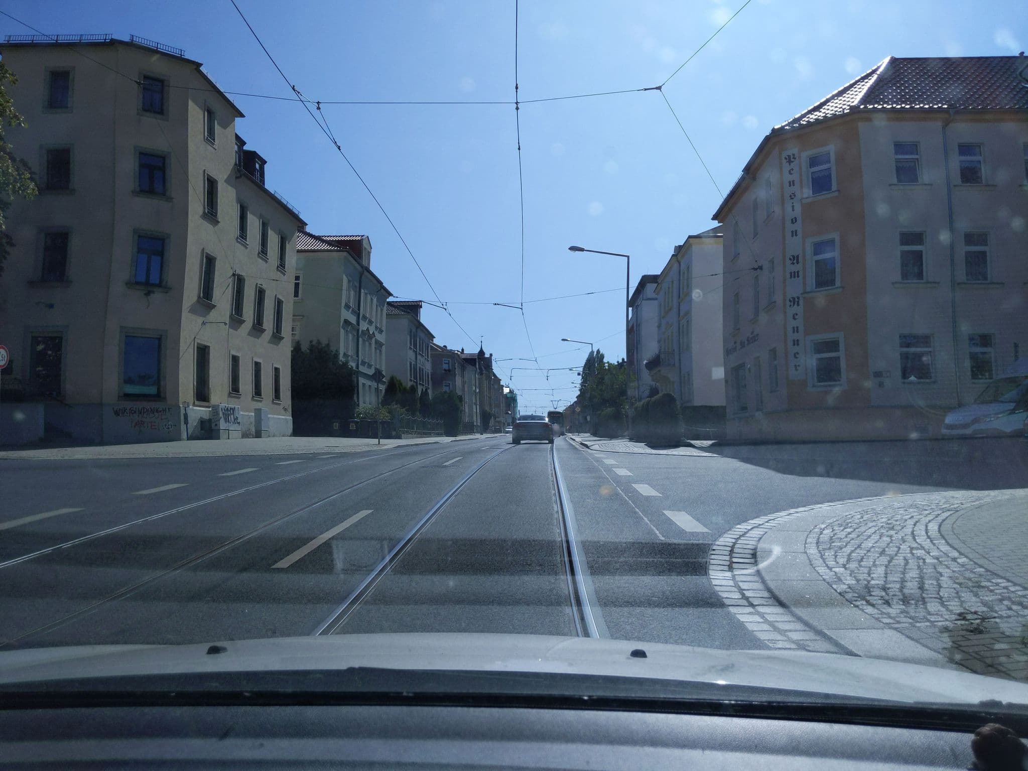 Street view near Pension "Am Renner", Löbtau — © hp0815 (CC BY-SA · Mapillary)