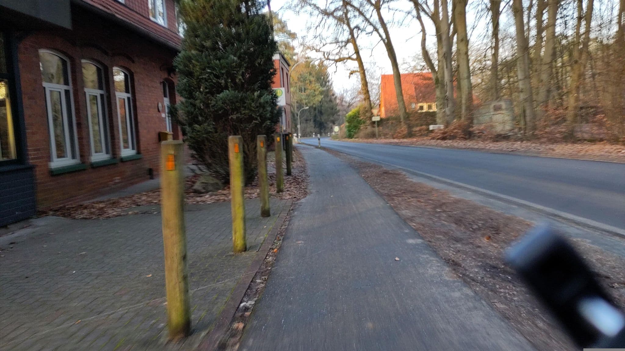 Street view near Schullandheim Verdener Brunnen, Verden — © angelwahn (CC BY-SA · Mapillary)