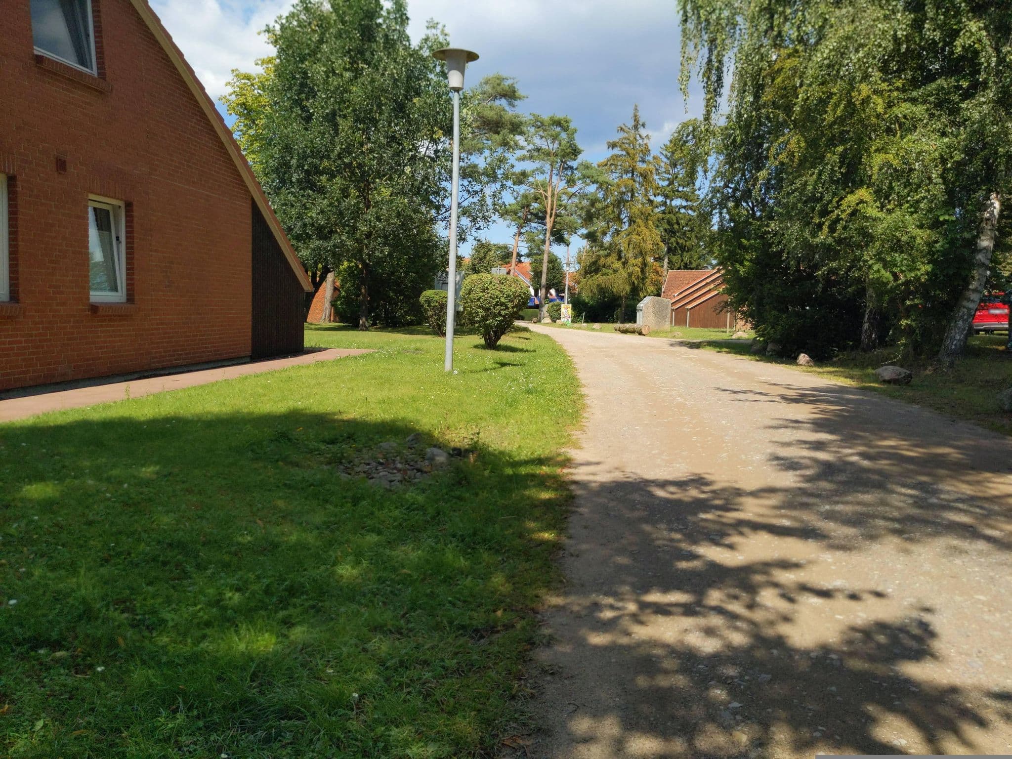 Street view near Ferienhaus Arkona, Ostseebad Boltenhagen — © rasmustravemnd (CC BY-SA · Mapillary)