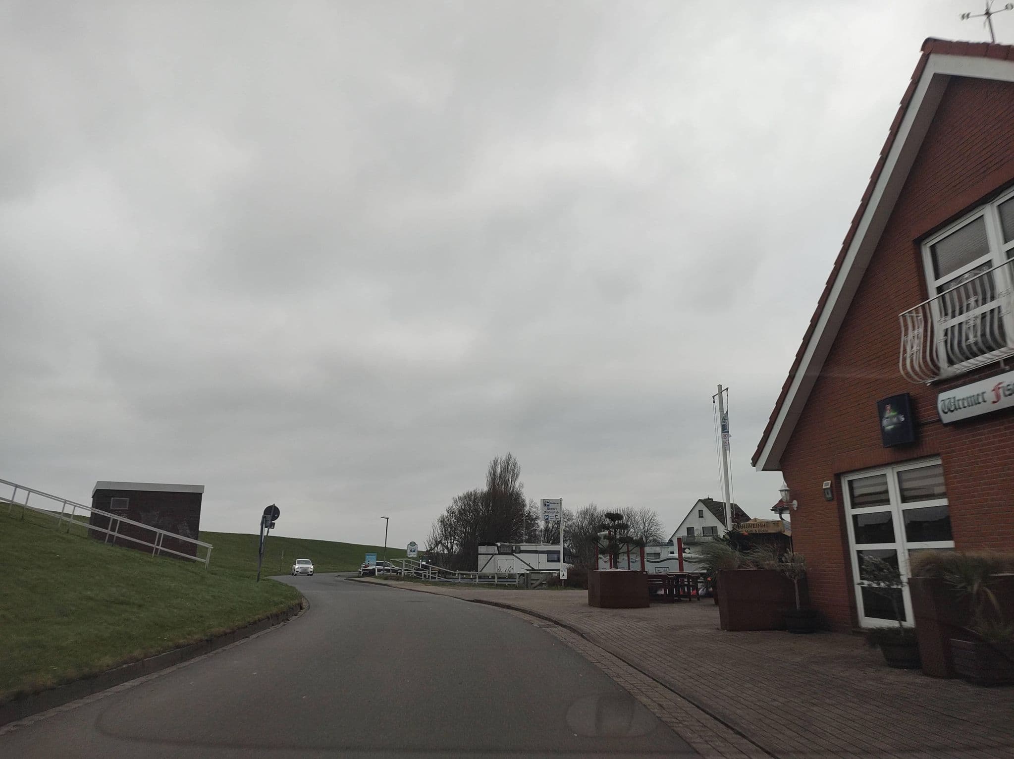 Street view near Wremer Fischerstube Ferienwohnung, Wremen — © thetornado76 (CC BY-SA · Mapillary)
