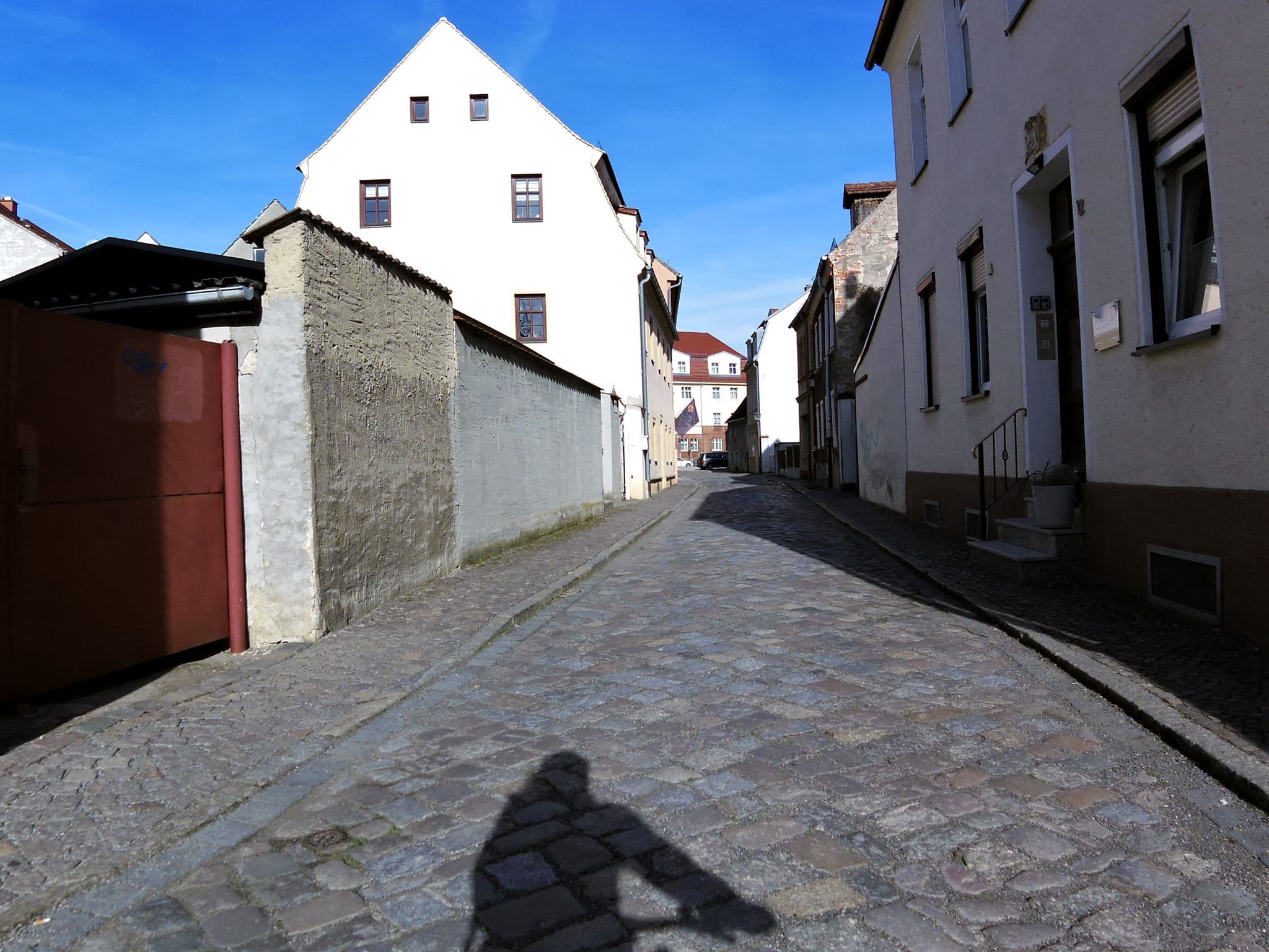Street view near Kleine Apartments, Torgau — © zoegglmeyr (CC BY-SA · Mapillary)