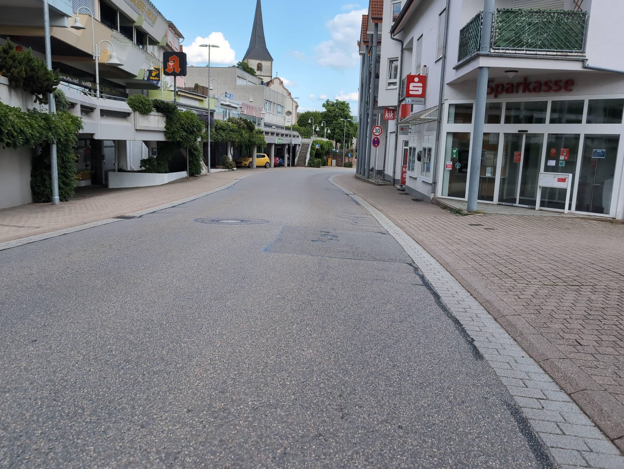 Street view near Wilder Mann, Obrigheim — © PixelusPro8 (CC BY-SA · Mapillary)