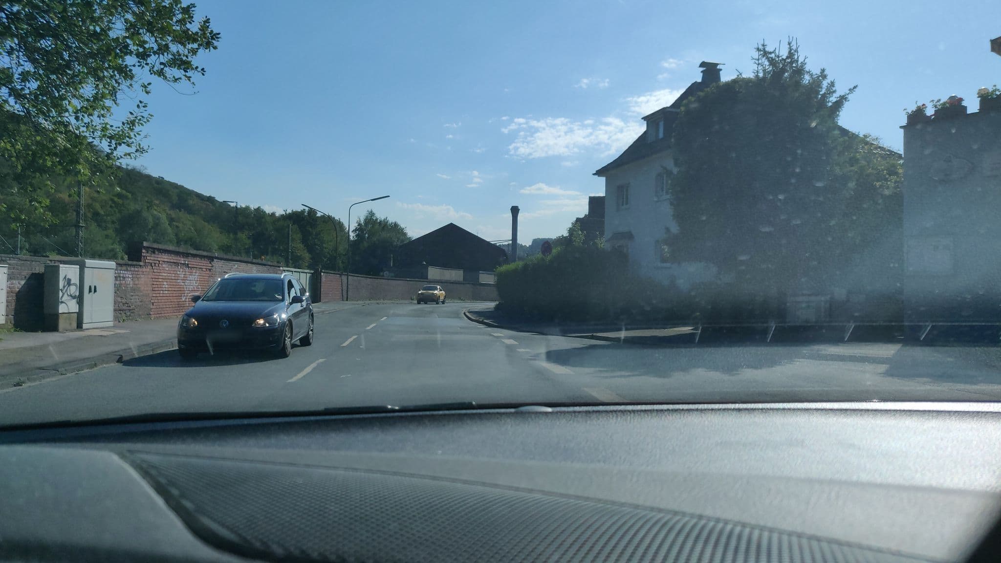 Street view near Zum Deutschen Eck, Niederwenigern — © mighty_eighty (CC BY-SA · Mapillary)