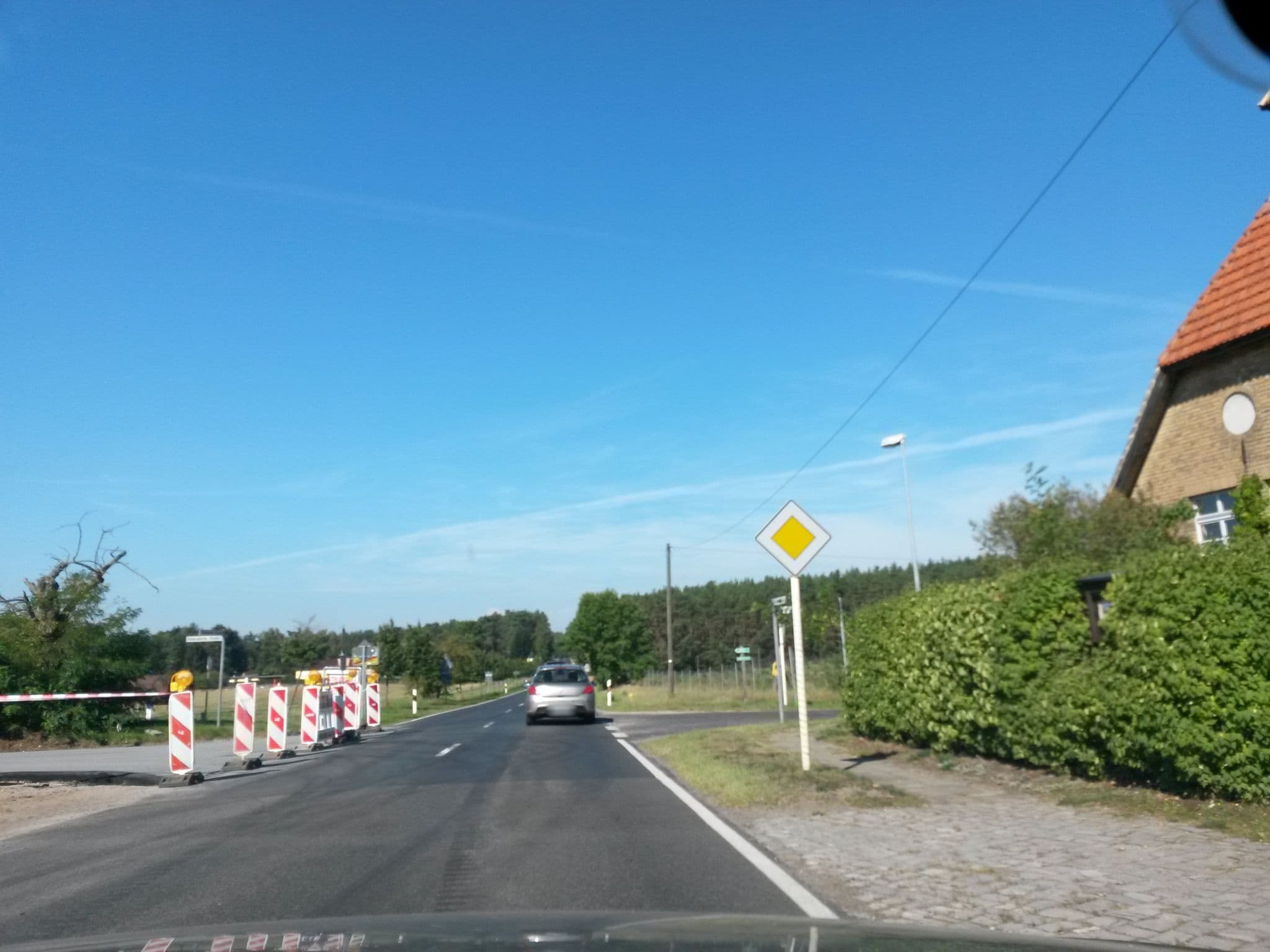 Street view near Ferienwohnung Babbe, Milmersdorf — © rausk (CC BY-SA · Mapillary)