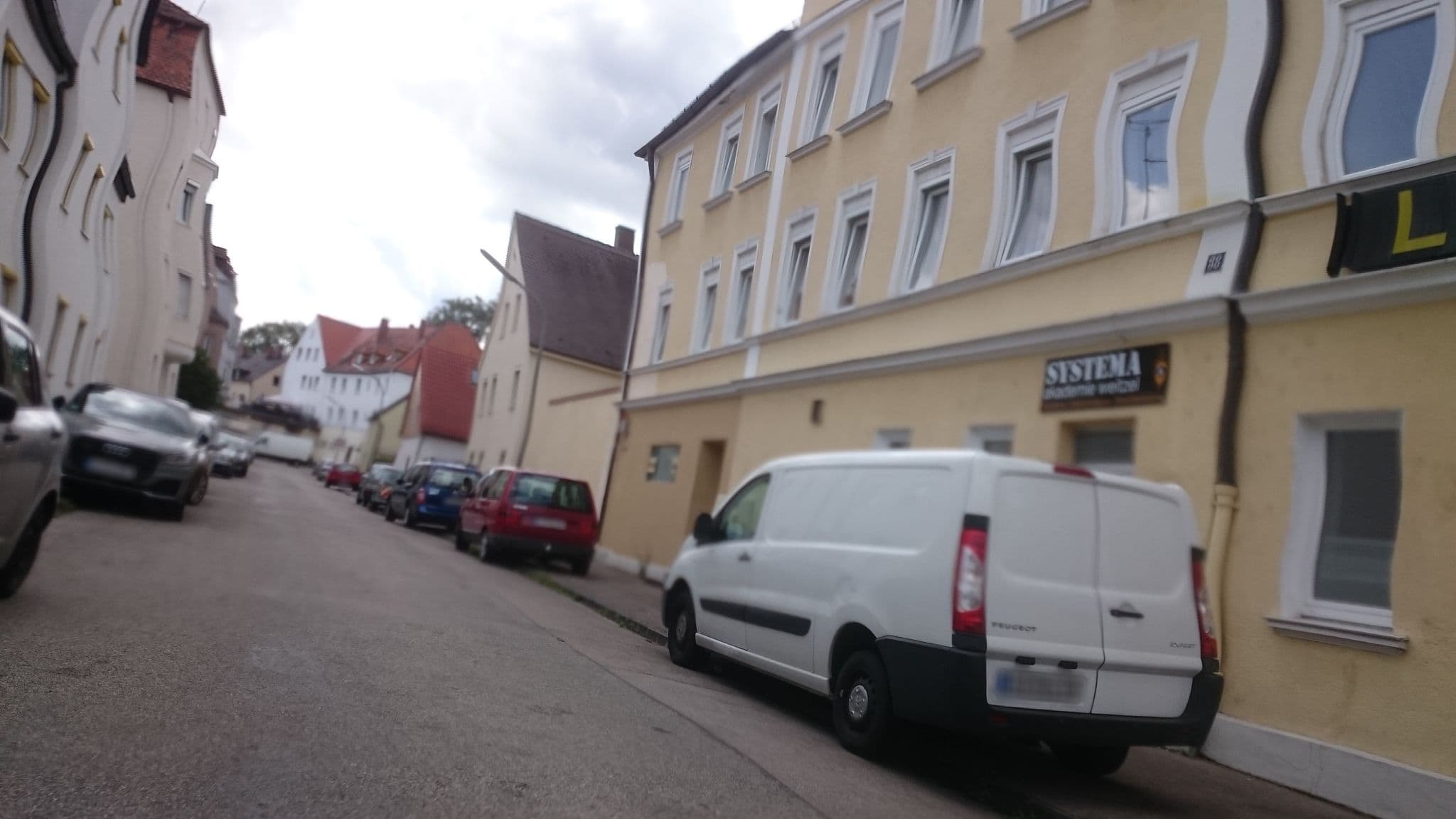 Street view near Linderhof Augsburg - Pension und Apartments, Augsburg — © msdess (CC BY-SA · Mapillary)