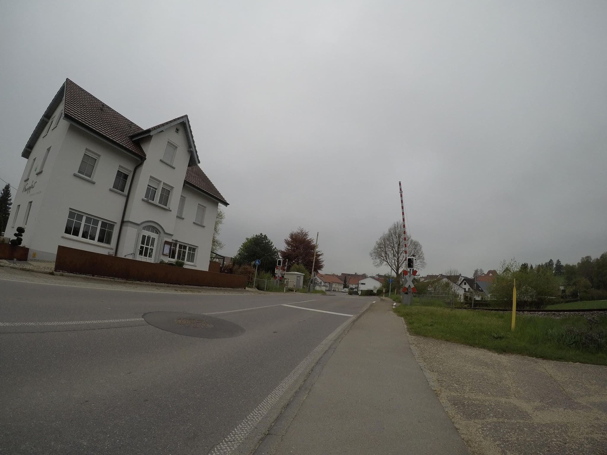 Street view near Gasthof Knupfer, Dettingen — © ray66 (CC BY-SA · Mapillary)