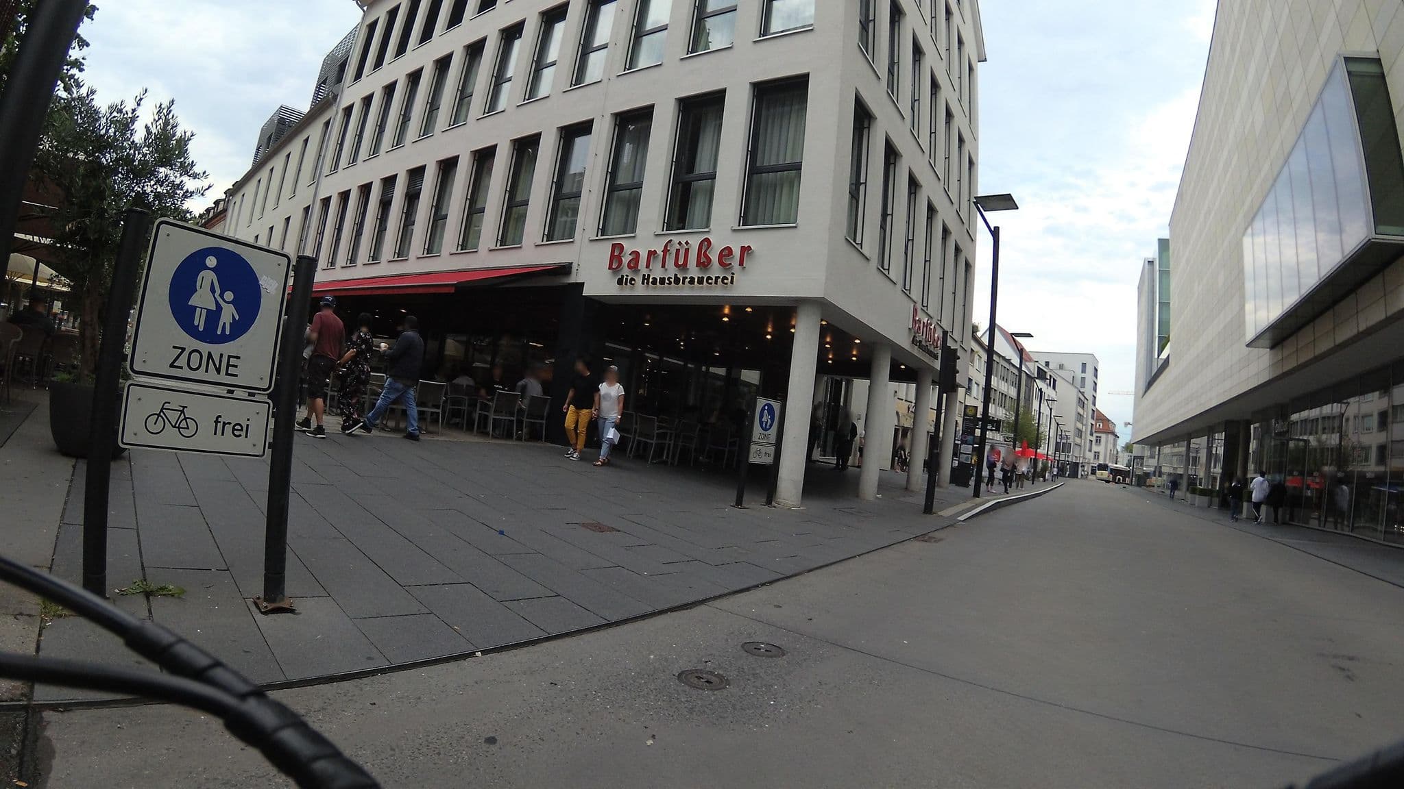 Street view near RiKu Hotel Ulm, Ulm — © teddy73 (CC BY-SA · Mapillary)