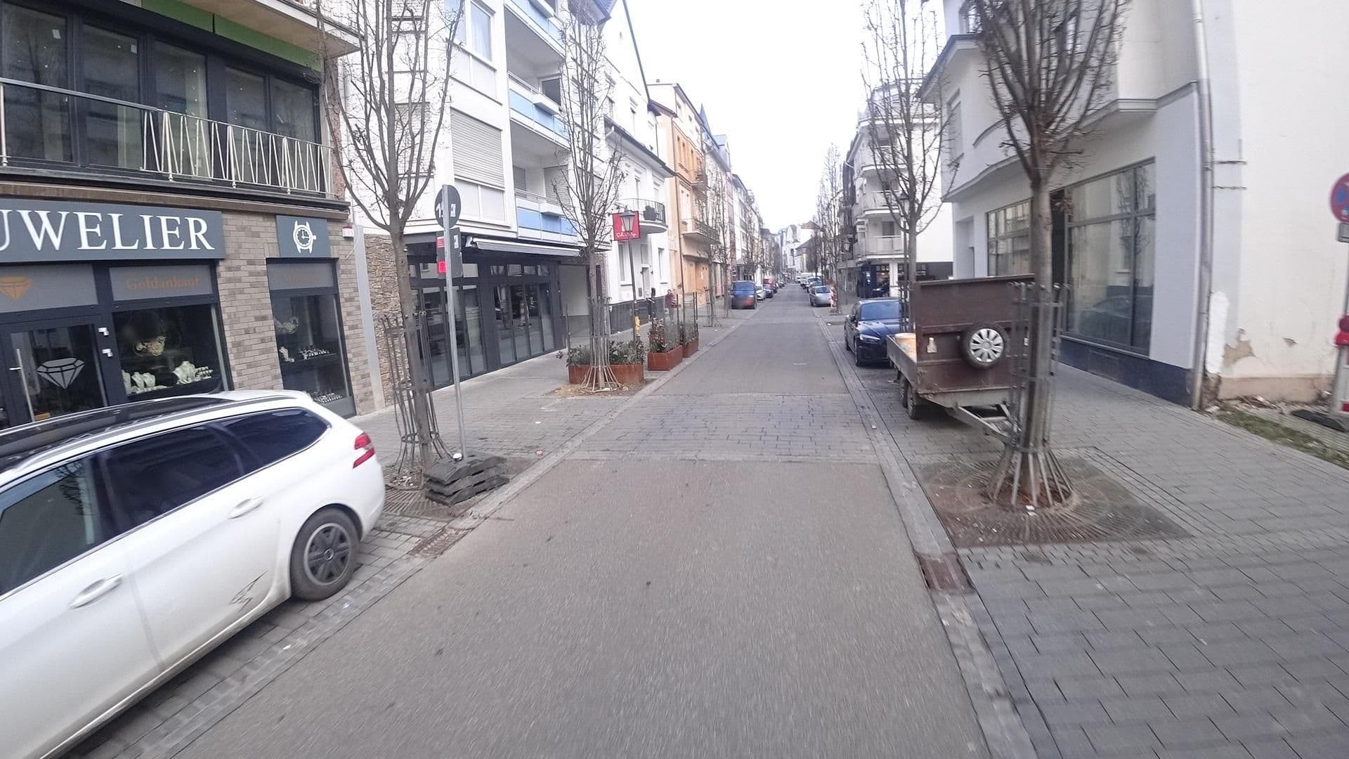 Street view near Garni Hotel Klaus Ernsing, Bad Neuenahr-Ahrweiler — © Stifttwoslp (CC BY-SA · Mapillary)