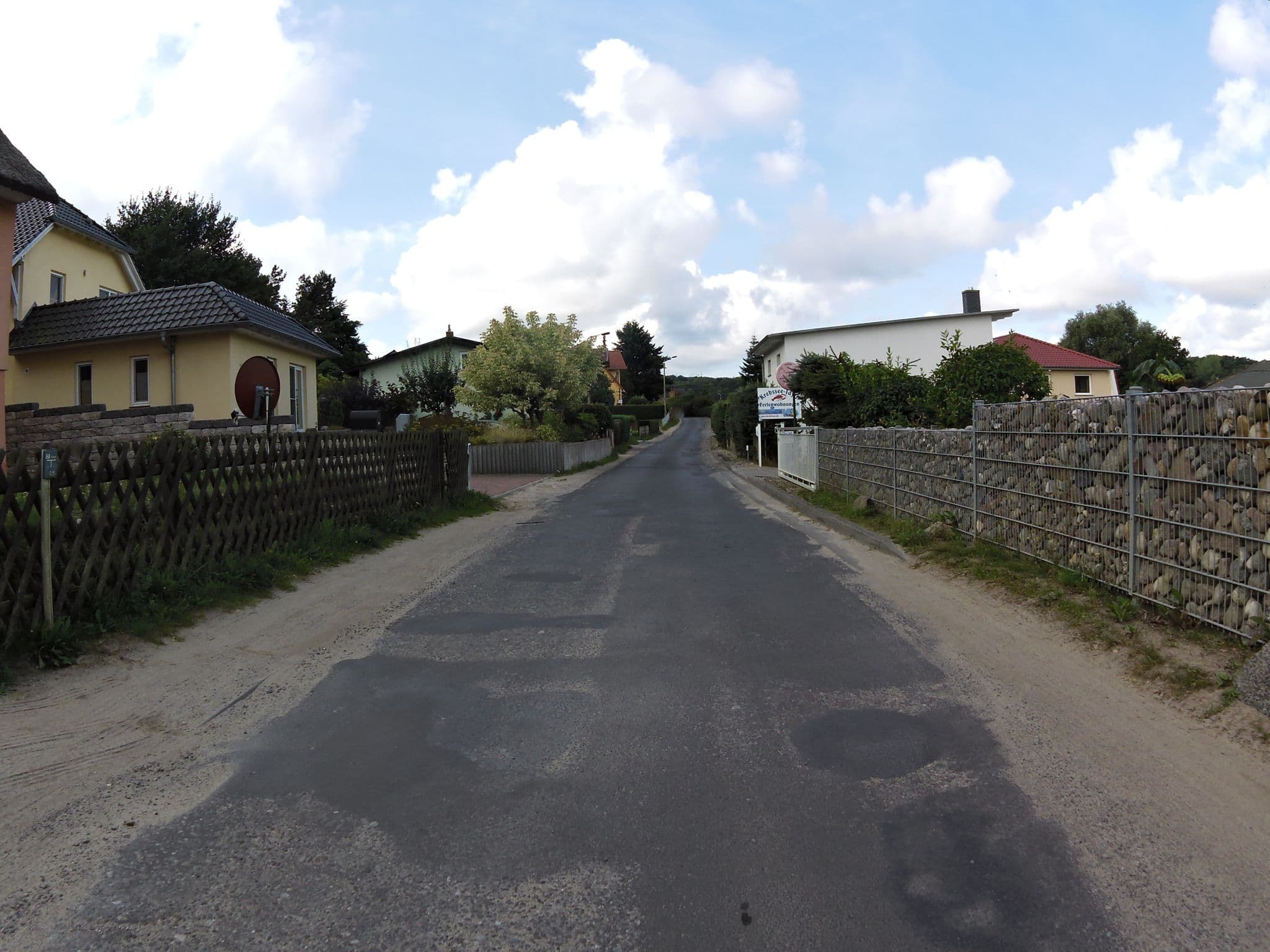 Street view near Ferienwohnung Krebsseeblick, Bansin — © zoegglmeyr (CC BY-SA · Mapillary)