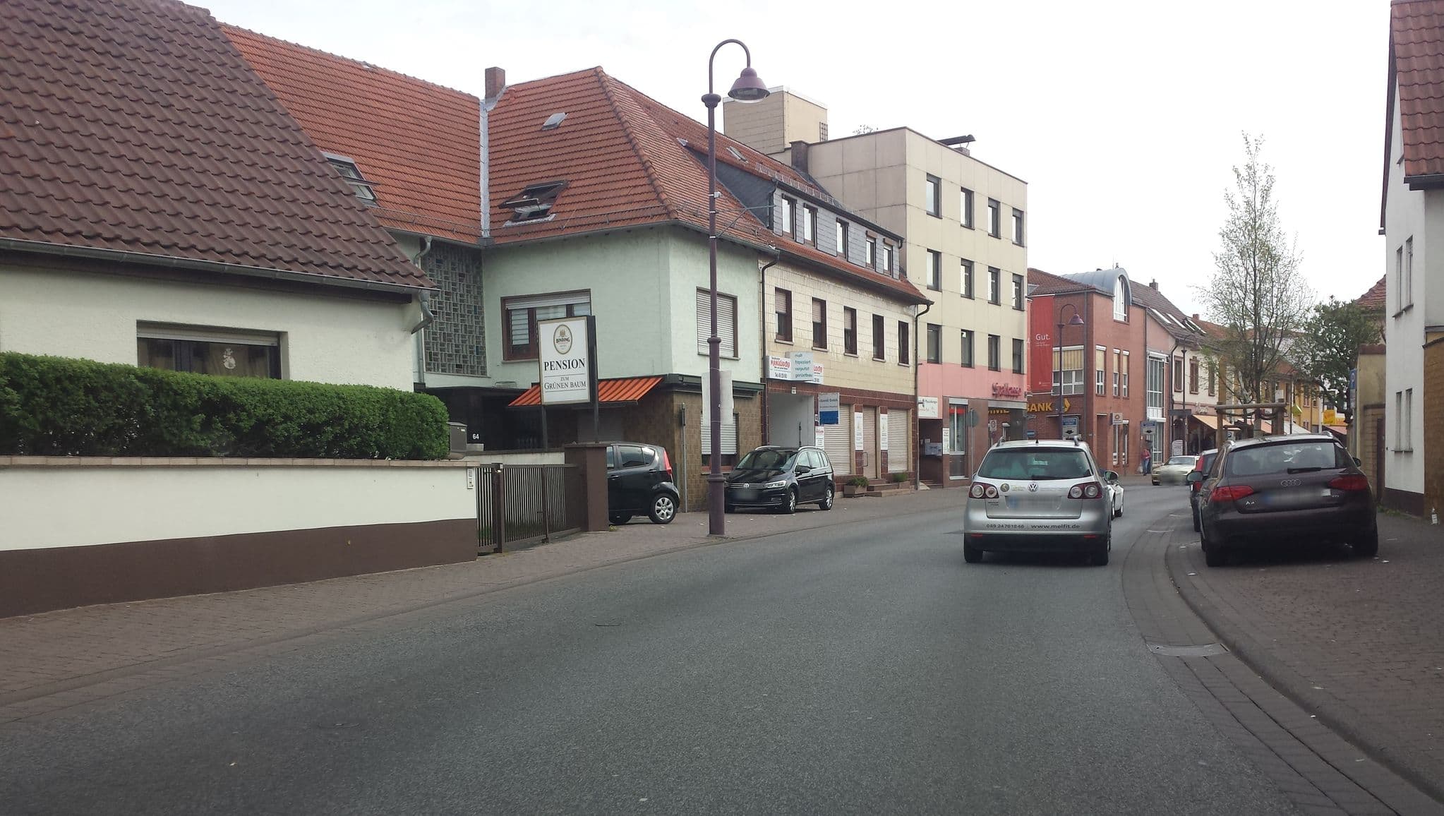 Street view near Pension Zum Grünen Baum, Mühlheim am Main — © wegavision (CC BY-SA · Mapillary)