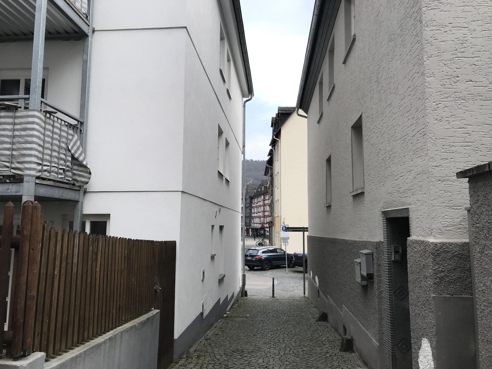 Street view near Pension Altstadt & Pilsstube Stop, Herborn — © troher15 (CC BY-SA · Mapillary)