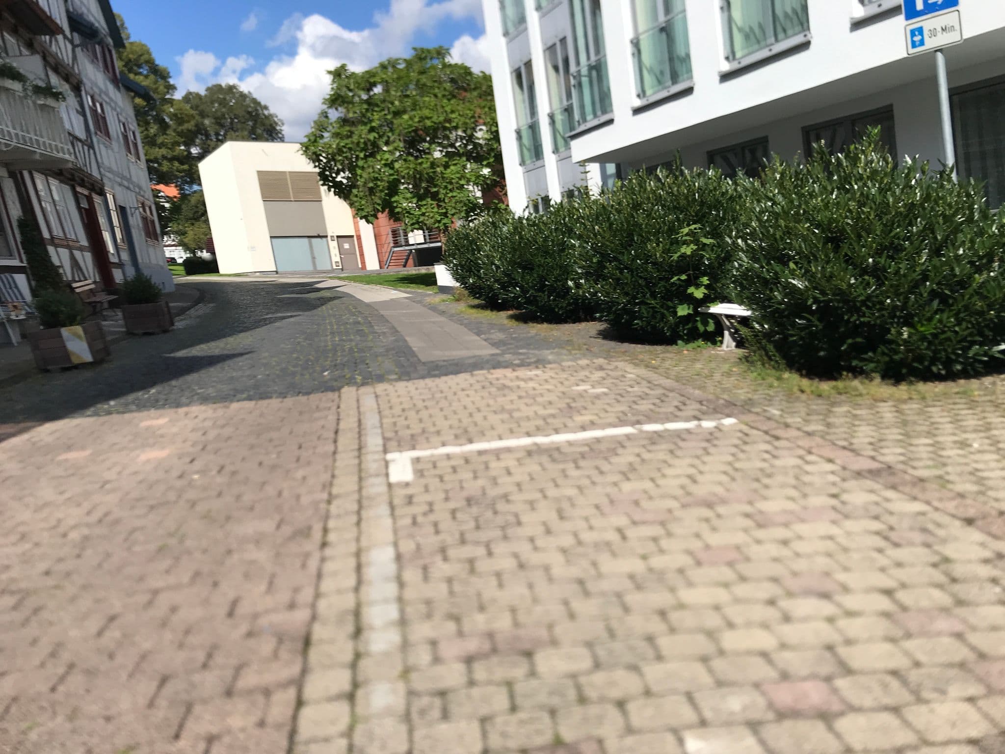 Street view near Pension Anderswo, Bad Sooden-Allendorf — © fuldata (CC BY-SA · Mapillary)