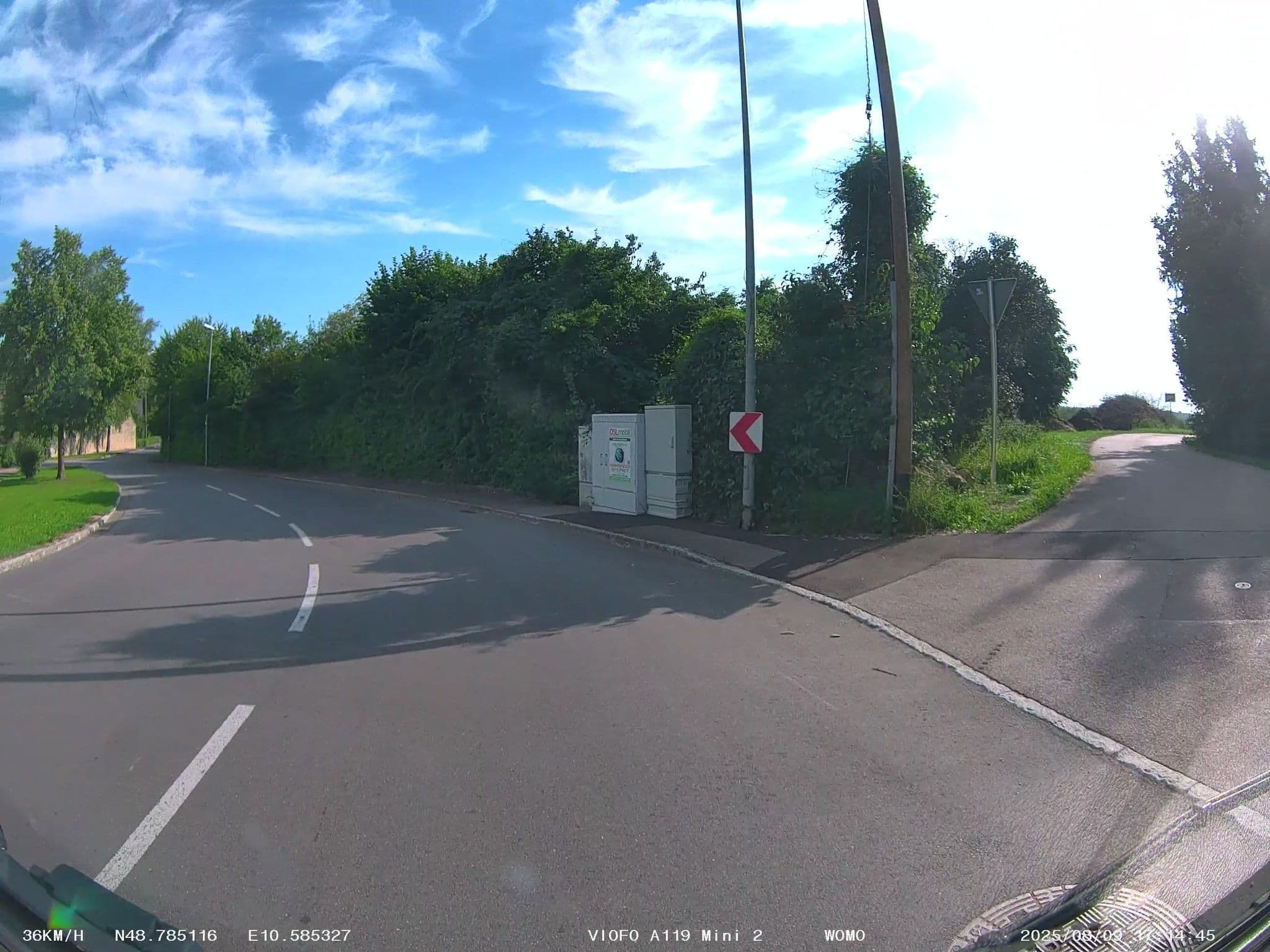Street view near Biolandhof Strauß Radlerzimmer, Mönchsdeggingen — © soulcover (CC BY-SA · Mapillary)