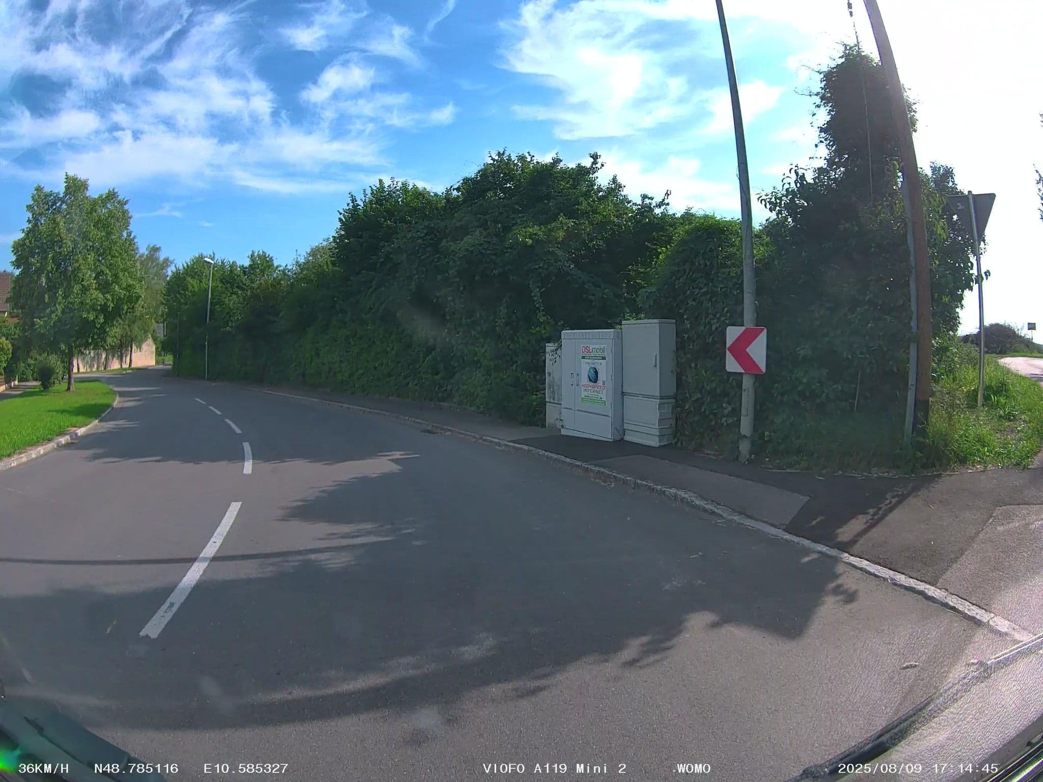 Street view near Biolandhof Strauß, Mönchsdeggingen — © soulcover (CC BY-SA · Mapillary)
