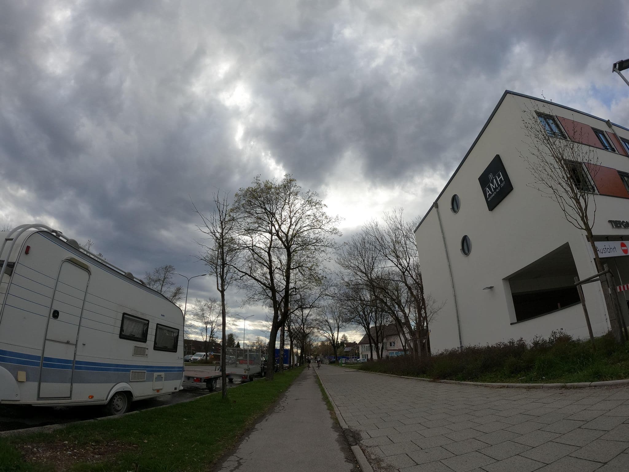 Street view near B&B Hotels, Haar — © strubbl (CC BY-SA · Mapillary)