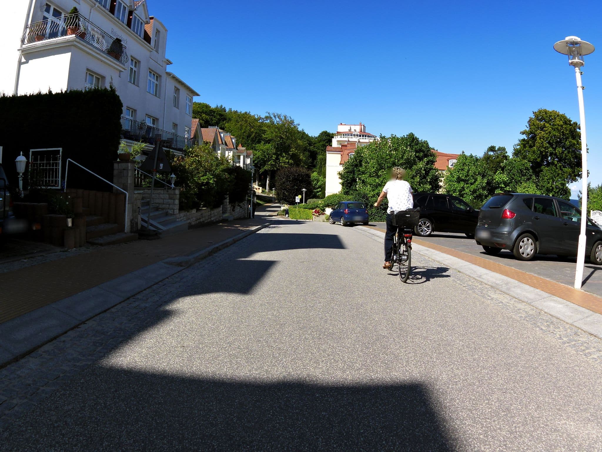 Street view near Promenadenhotel Admiral, Bansin — © zoegglmeyr (CC BY-SA · Mapillary)