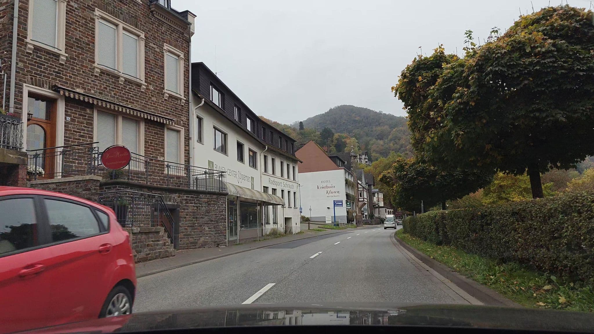 Street view near Haus Mosella, Cochem — © amenophis (CC BY-SA · Mapillary)