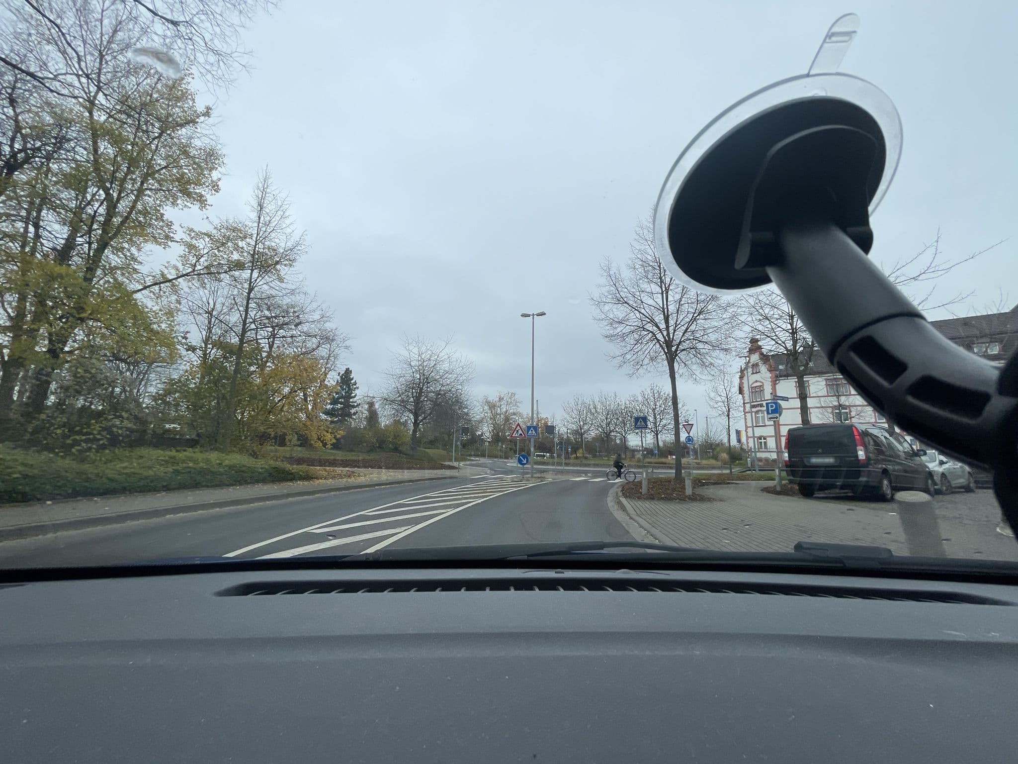Street view near Ferienwohnung Sunee & Ban Thai, Worms — © iSammy (CC BY-SA · Mapillary)