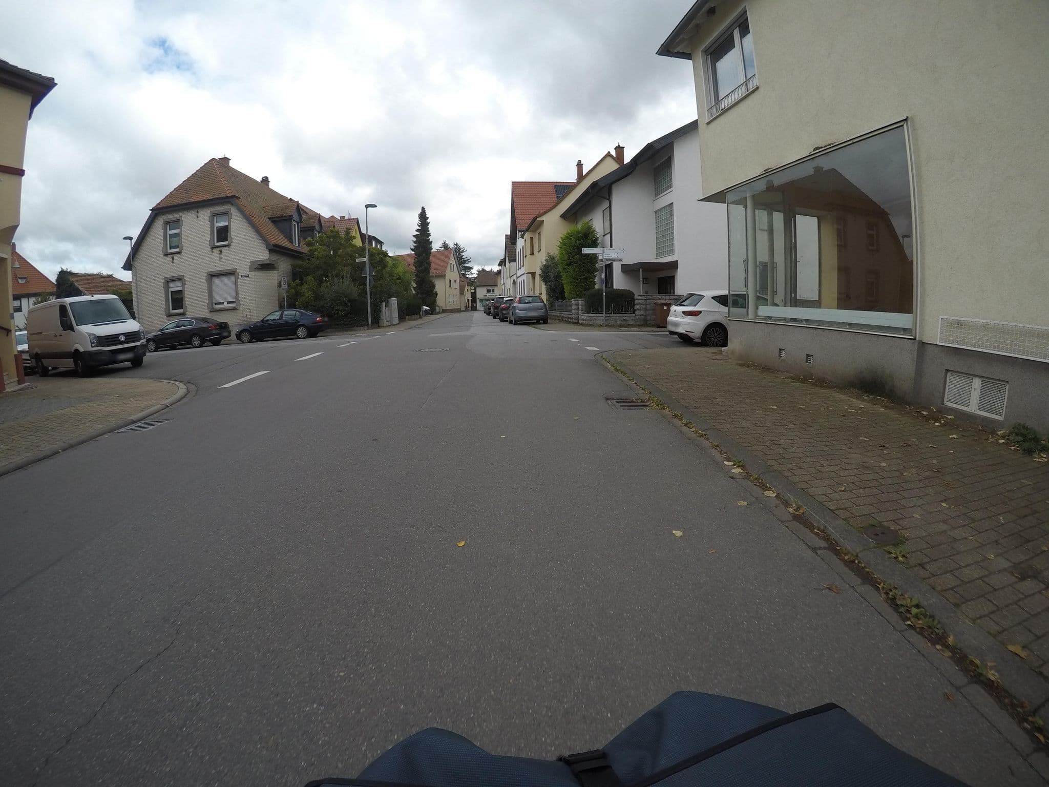 Street view near Kali Mera, Heddesheim — © mfa (CC BY-SA · Mapillary)