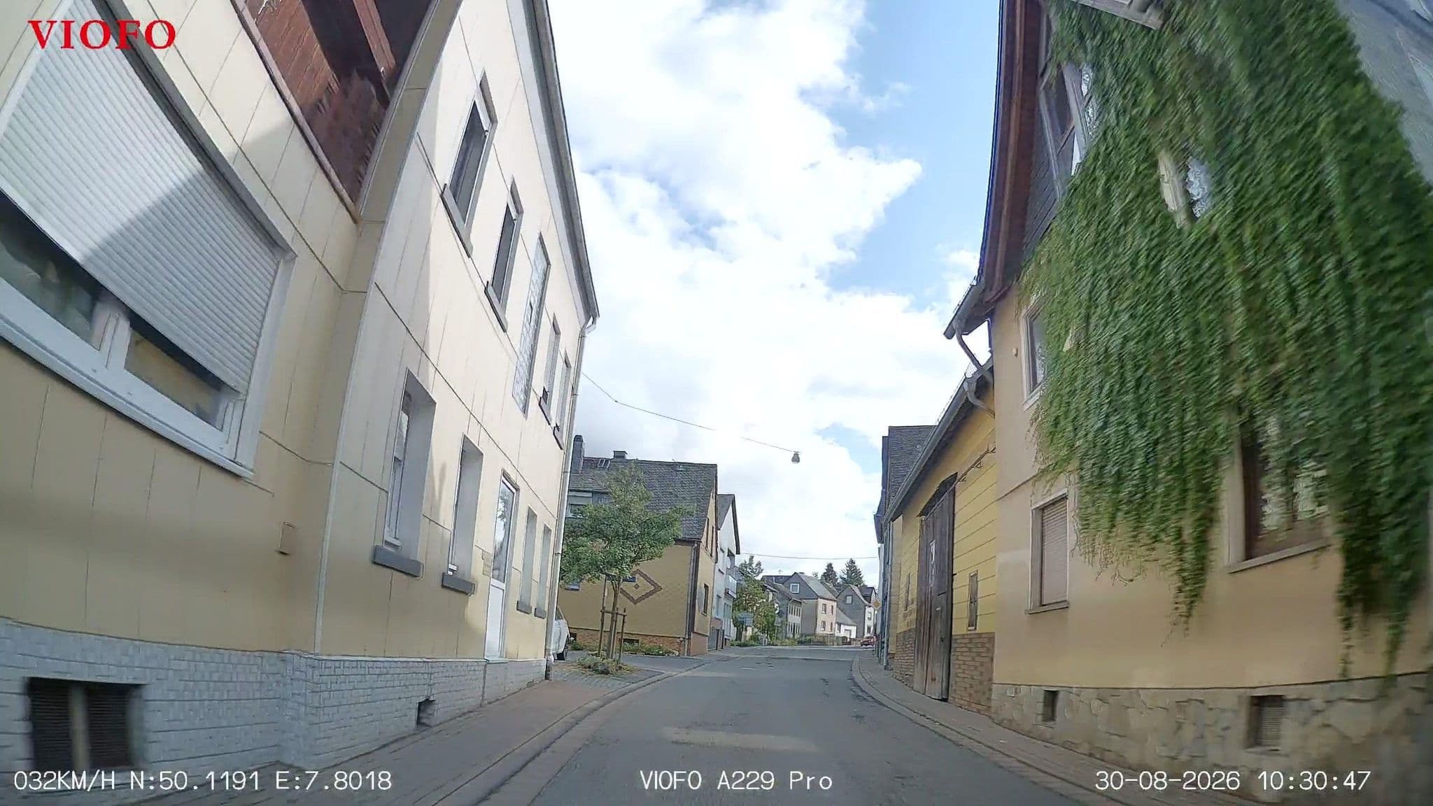 Street view near Ferienwohnung Hofmann, Weisel — © Javensf (CC BY-SA · Mapillary)