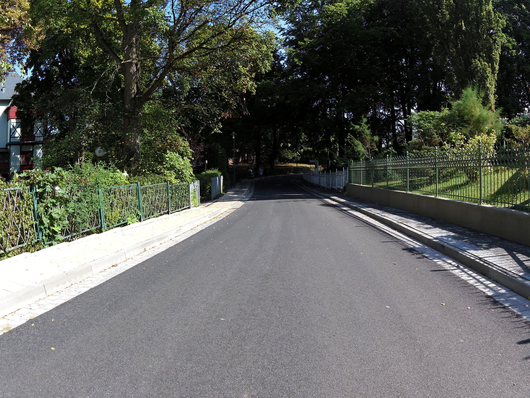Street view near Hohe Düne, Seebad Heringsdorf — © zoegglmeyr (CC BY-SA · Mapillary)