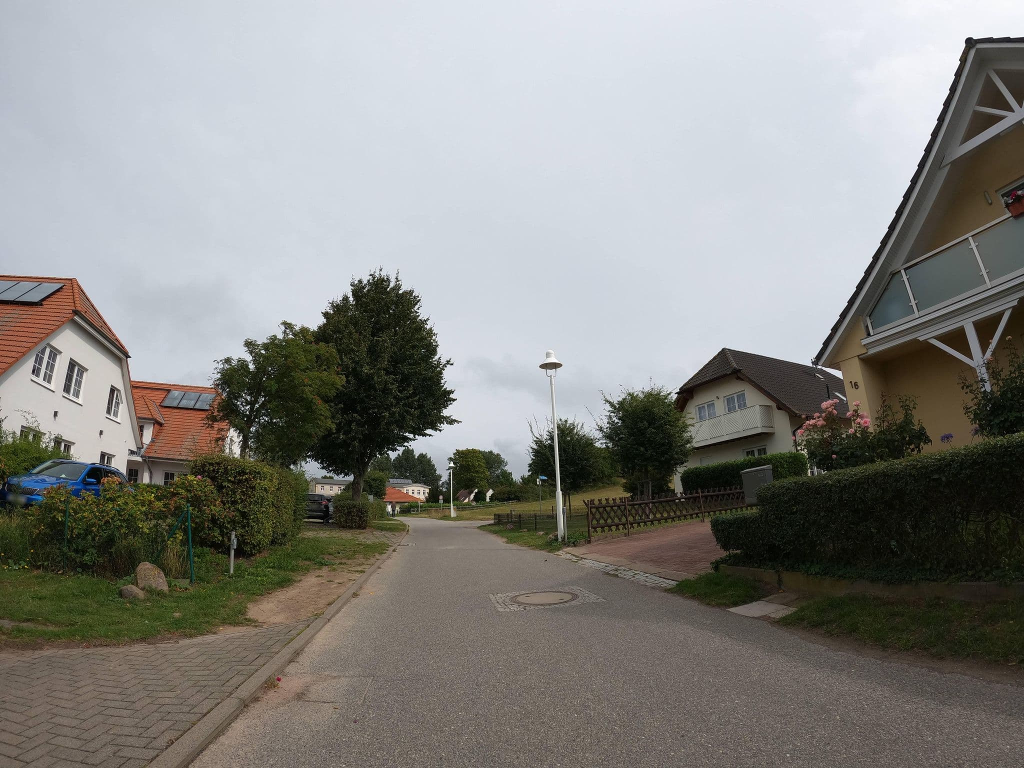 Street view near Lotsenberg, Ostseebad Göhren