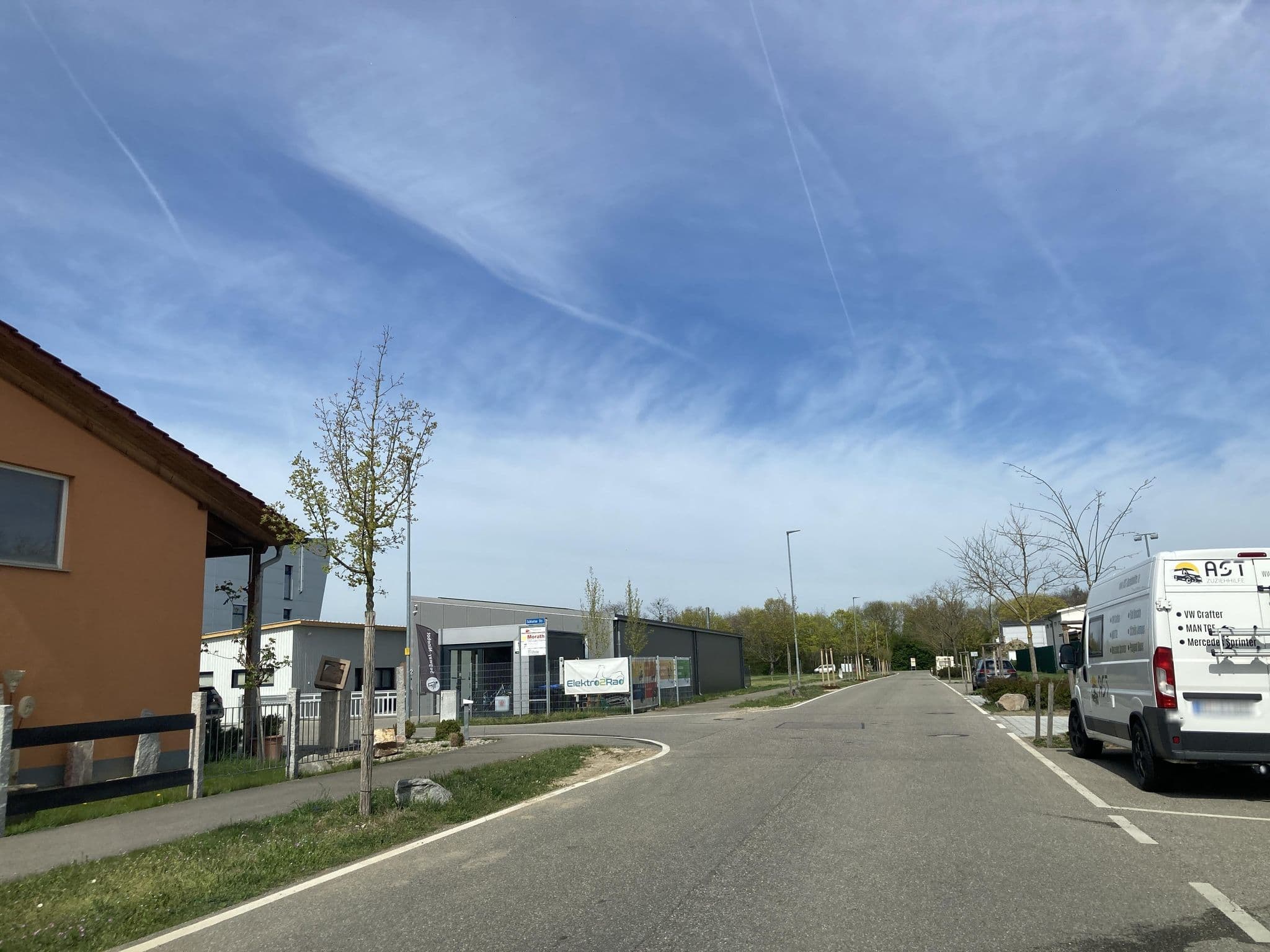 Street view near Breisgau Wohnmobile stellplatz, Hartheim — © tasmaniadevil (CC BY-SA · Mapillary)