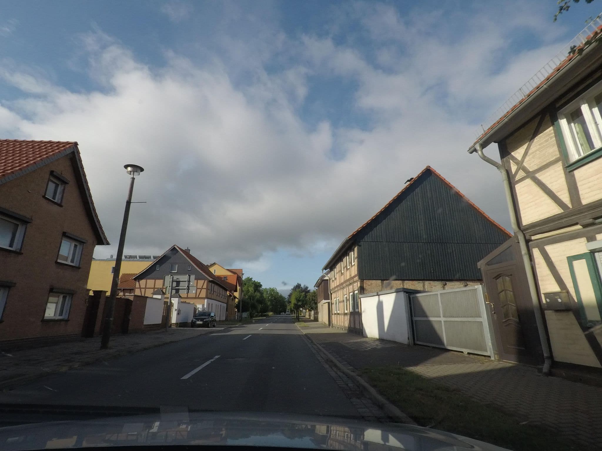 Street view near Gasthaus & Pension "Weisser Adler", Derenburg — © sunnyteater (CC BY-SA · Mapillary)