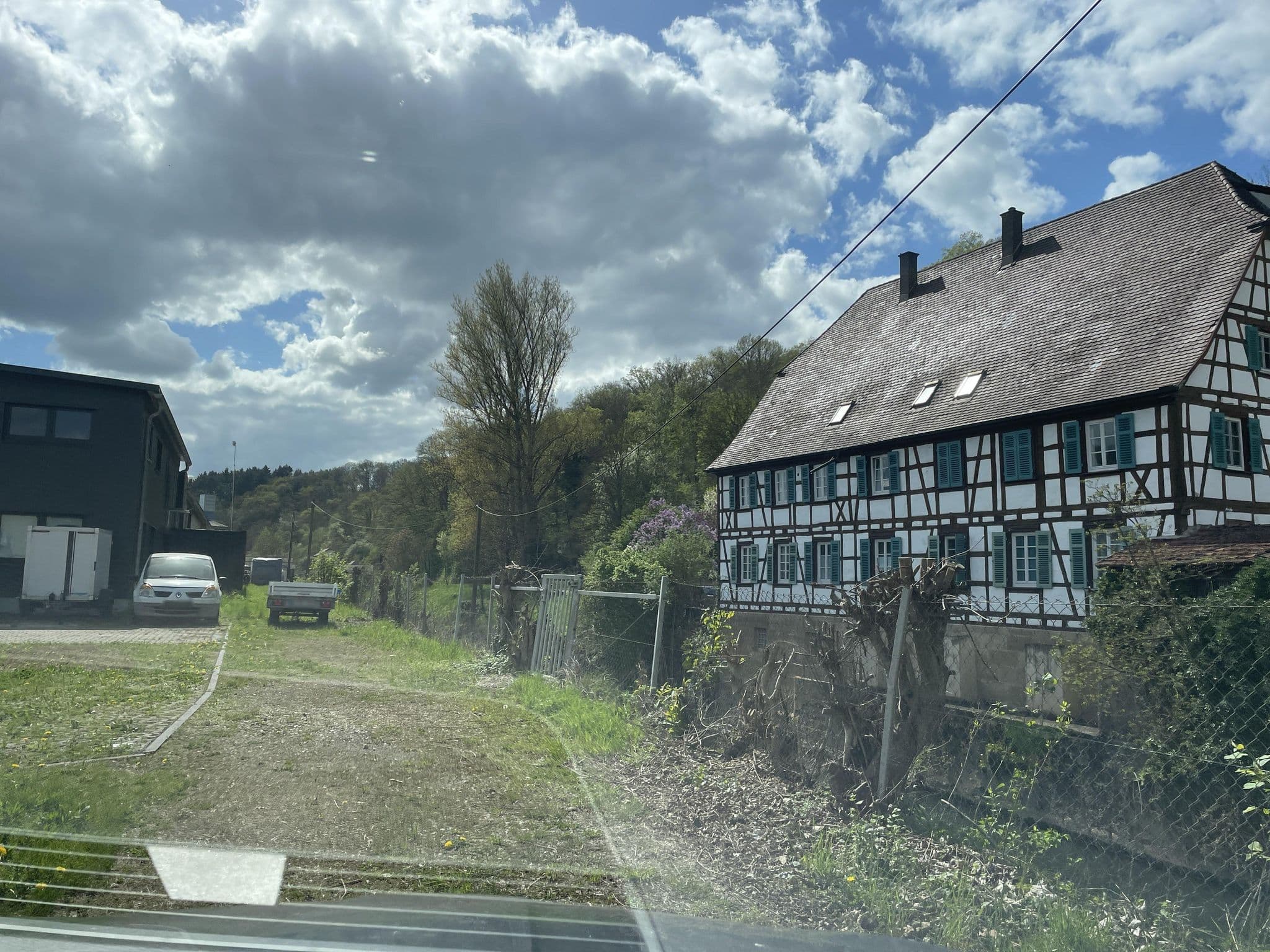 Street view near Gästehaus Neckarburg, Neckartenzlingen — © baldur80 (CC BY-SA · Mapillary)