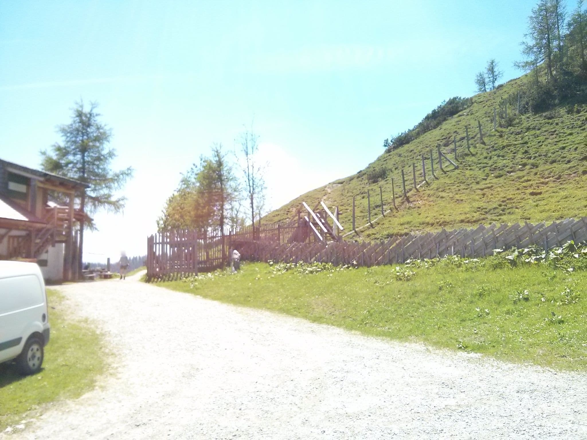 Street view near Mitterfeldalm, Mühlbach am Hochkönig — © spachti (CC BY-SA · Mapillary)
