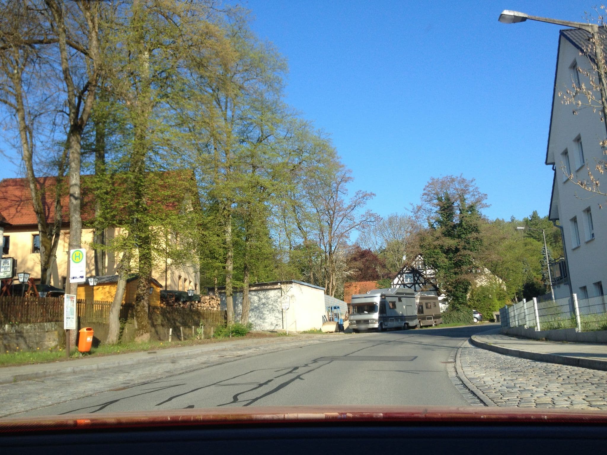 Street view near Grüner Baum, Leinburg — © geo (CC BY-SA · Mapillary)