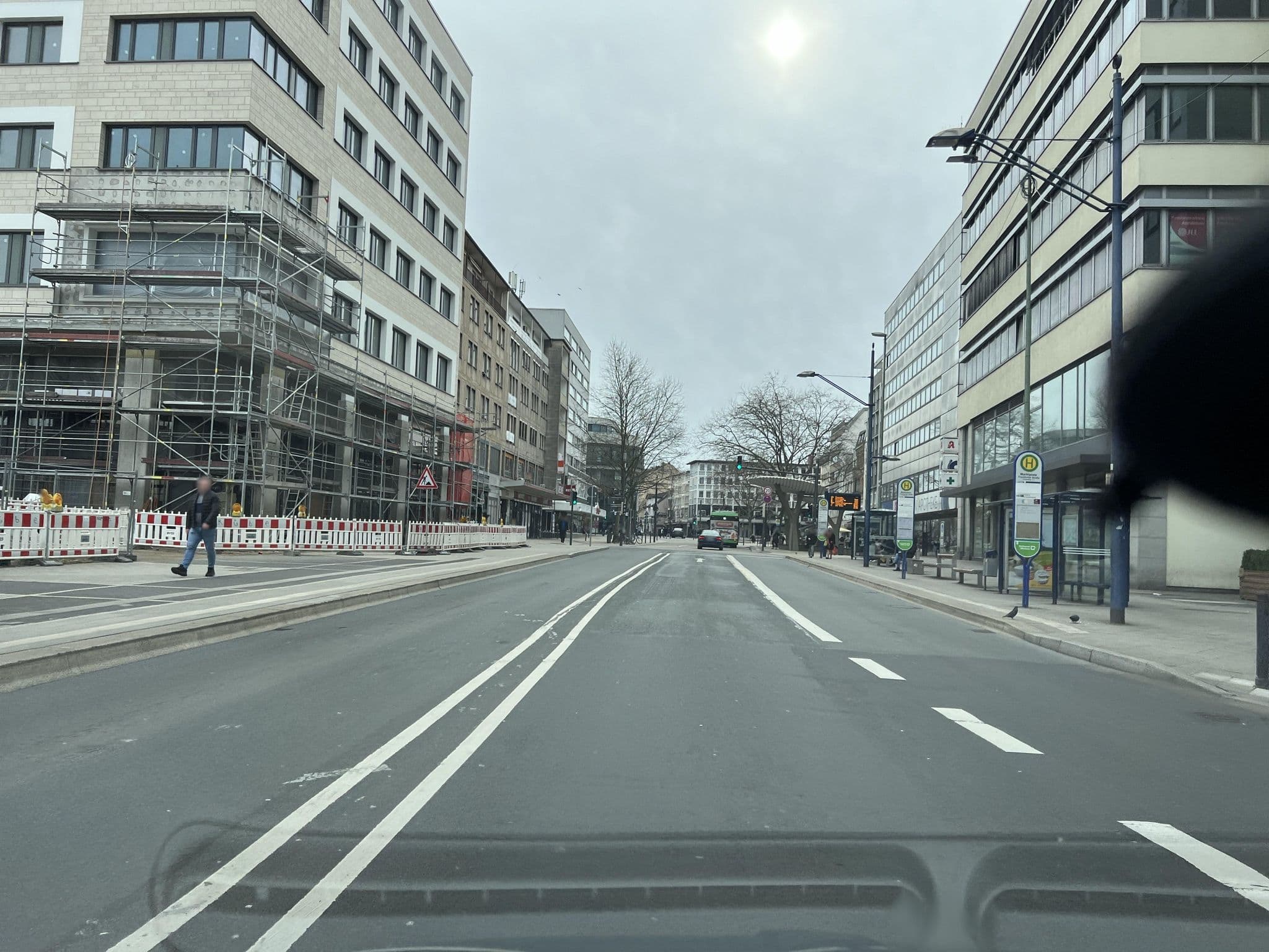 Street view near Luna, Offenbach — © robffm (CC BY-SA · Mapillary)