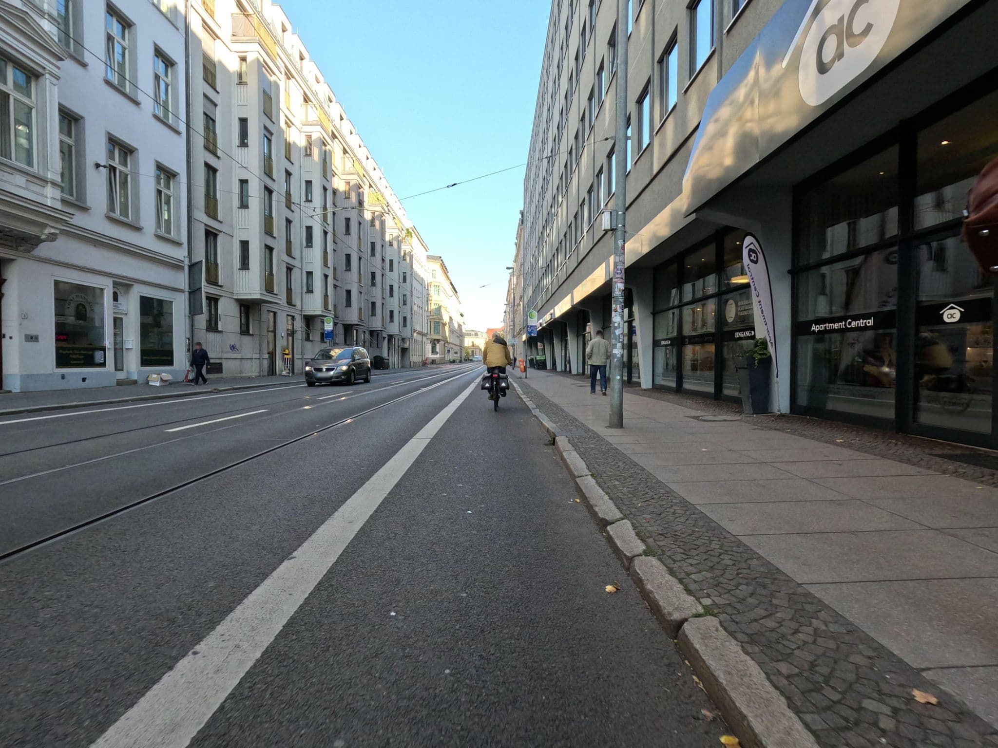 Street view near Apartment Central am Zoo, Leipzig — © kopra (CC BY-SA · Mapillary)